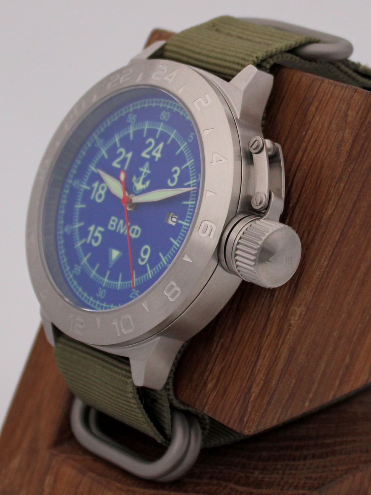 Часы ВМФ кварцевые (Ronda 515.24H) Q52.070.21