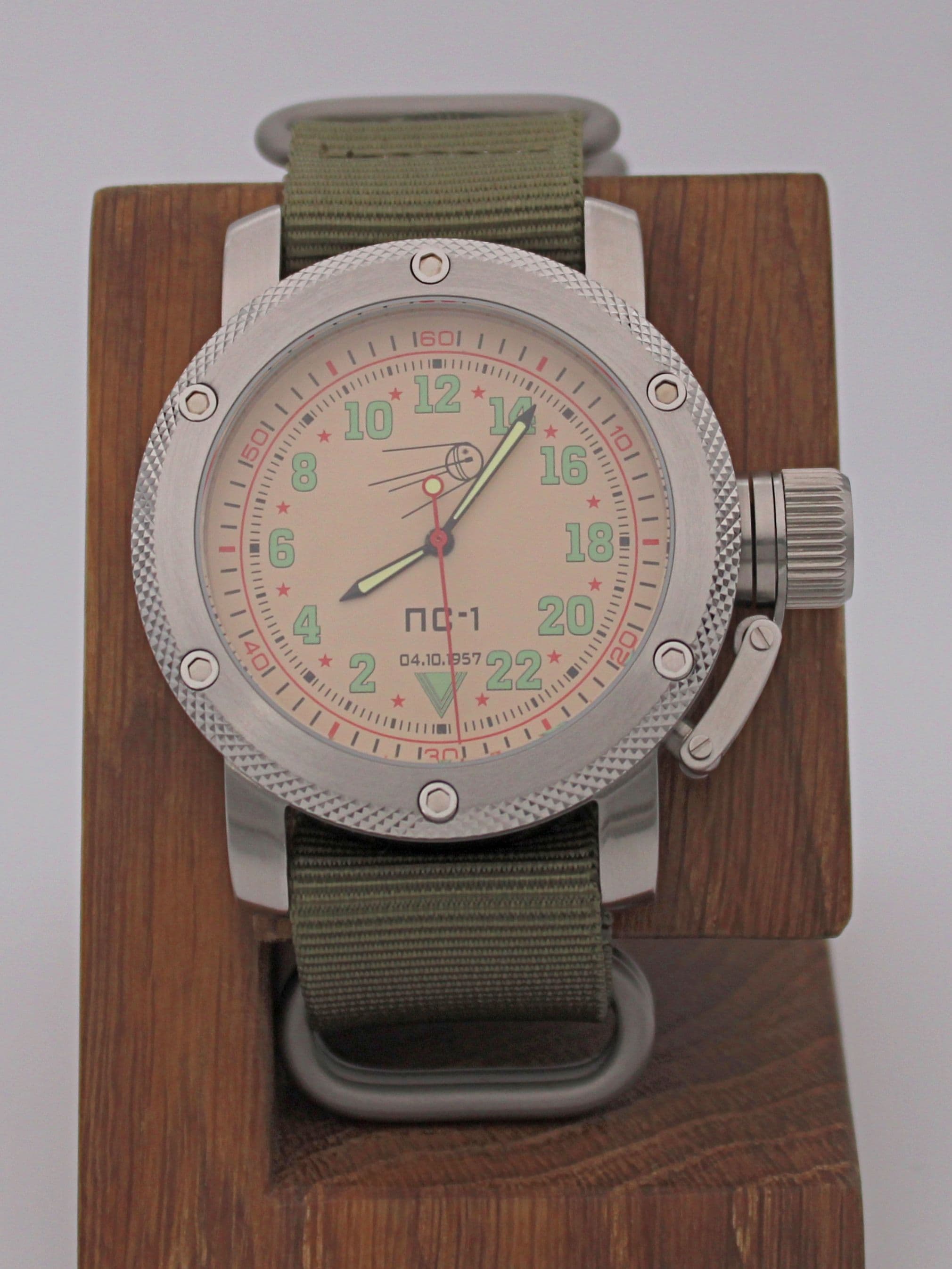 Часы "Простейший Спутник-1" механические с автоподзаводом (Восток 2431) 01.122.21