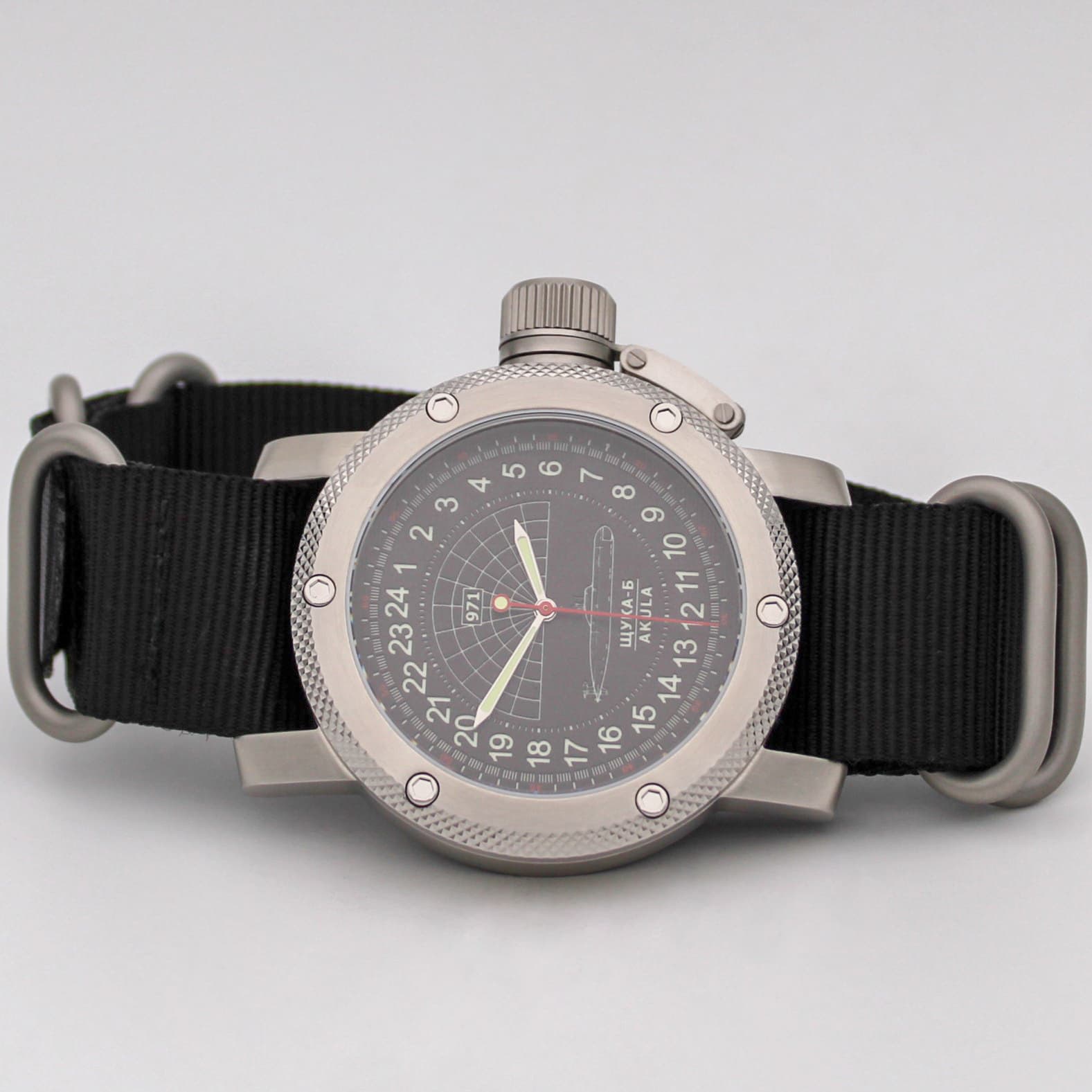 Часы 971 Щука-Б (Акула), механизм Восток 2415.01