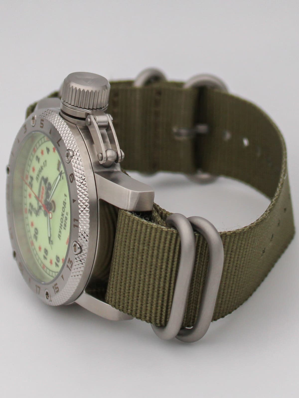 Часы "Луноход-1" кварцевые (Ronda 515.24H) Q47.401.21