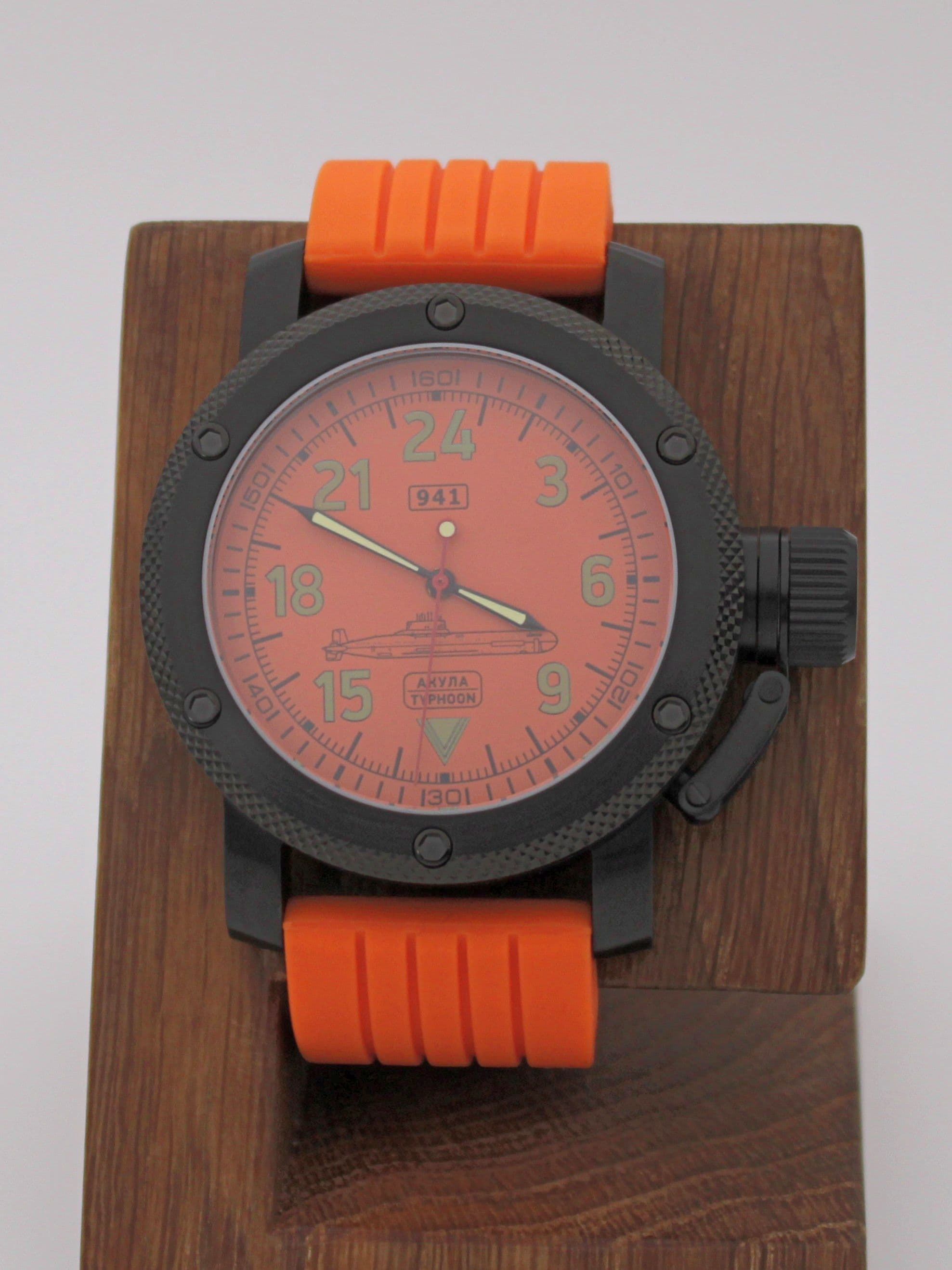 Часы 941 / Акула (Typhoon) механические (Ракета 2623) 103.053.15