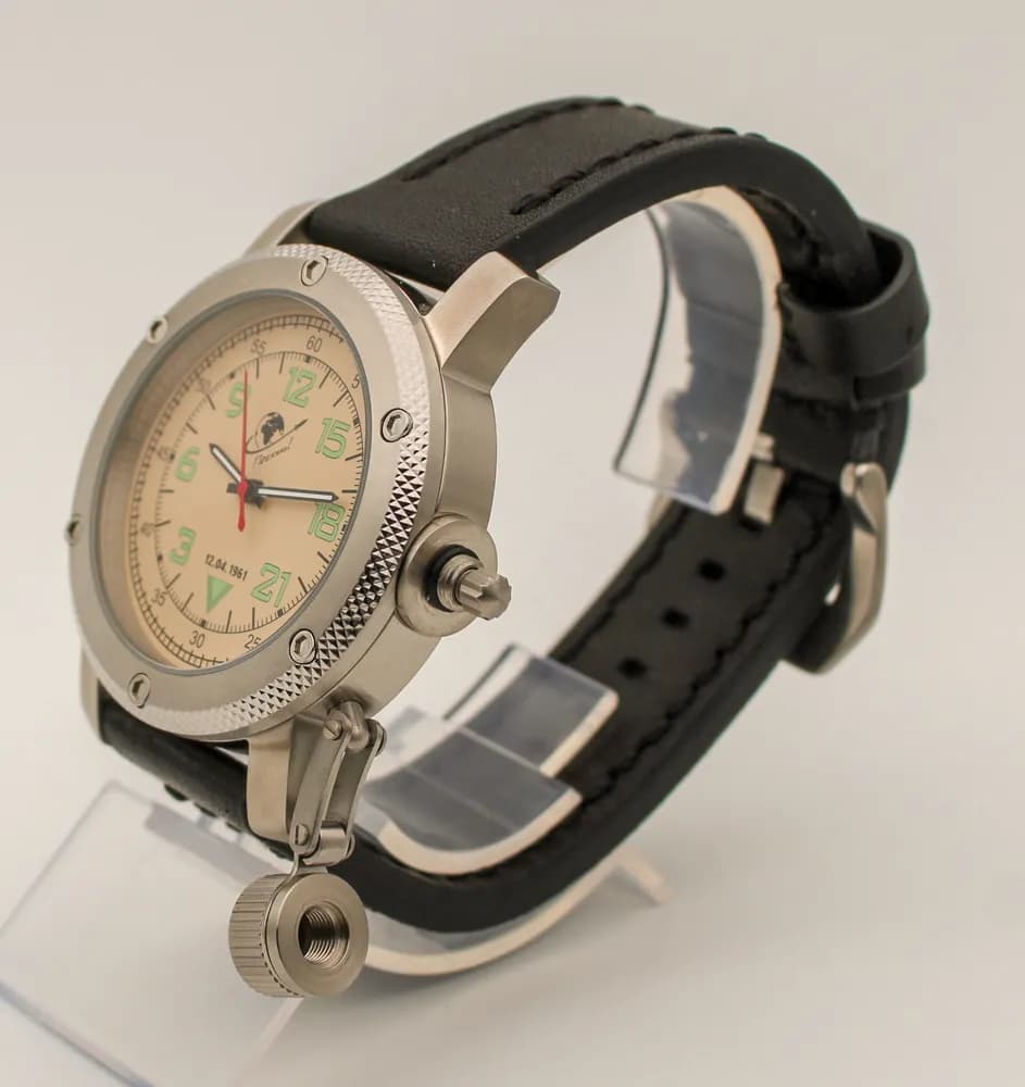 Часы "Поехали!" 112.01  механические, механизм Ракета 2623