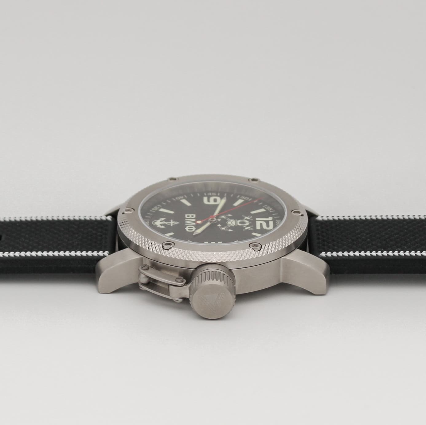 Часы ВМФ(с якорем) механизм Восток 2415.01