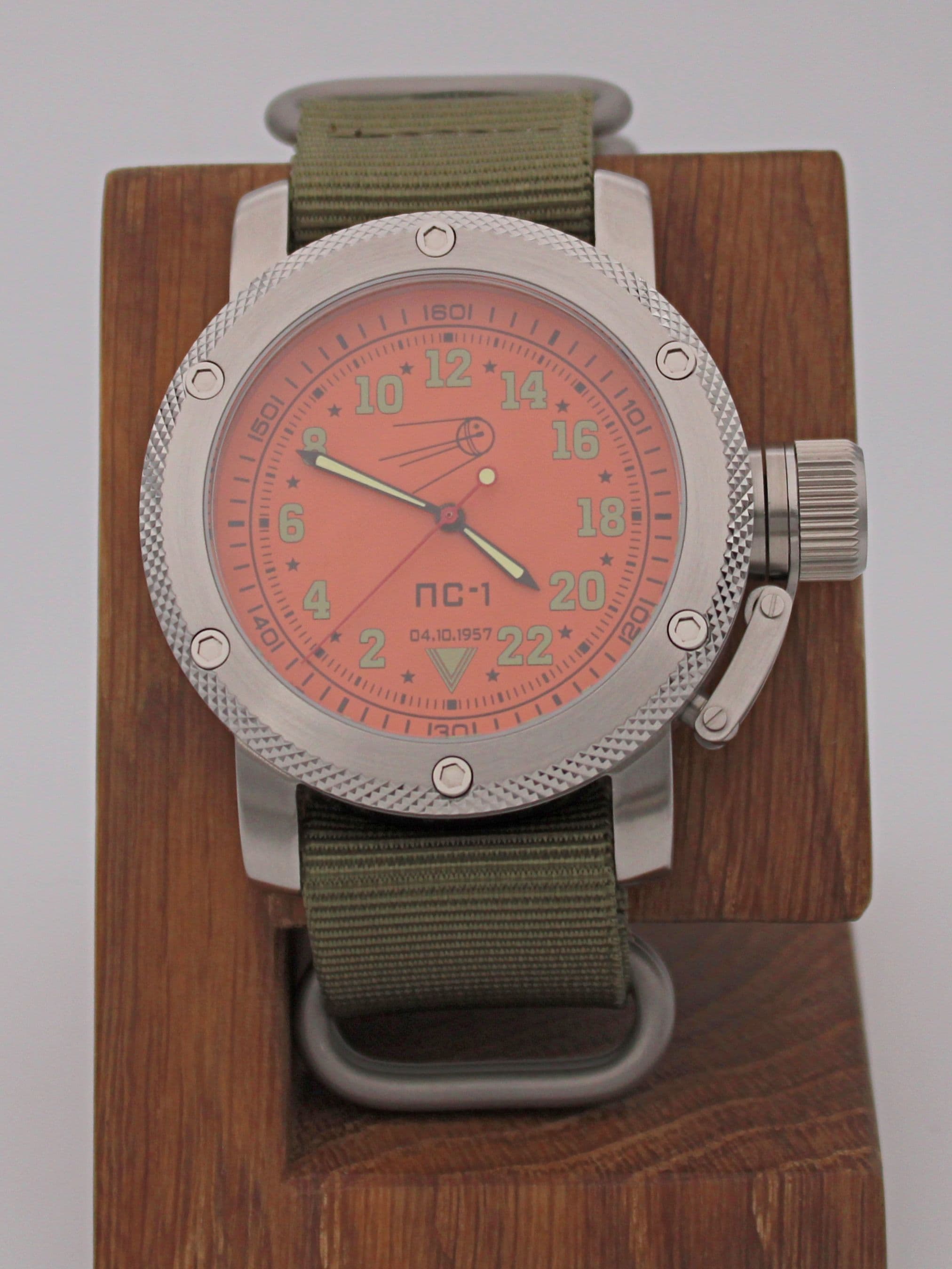 Часы "Простейший Спутник-1" механические с автоподзаводом (Восток 2431) 01.123.21