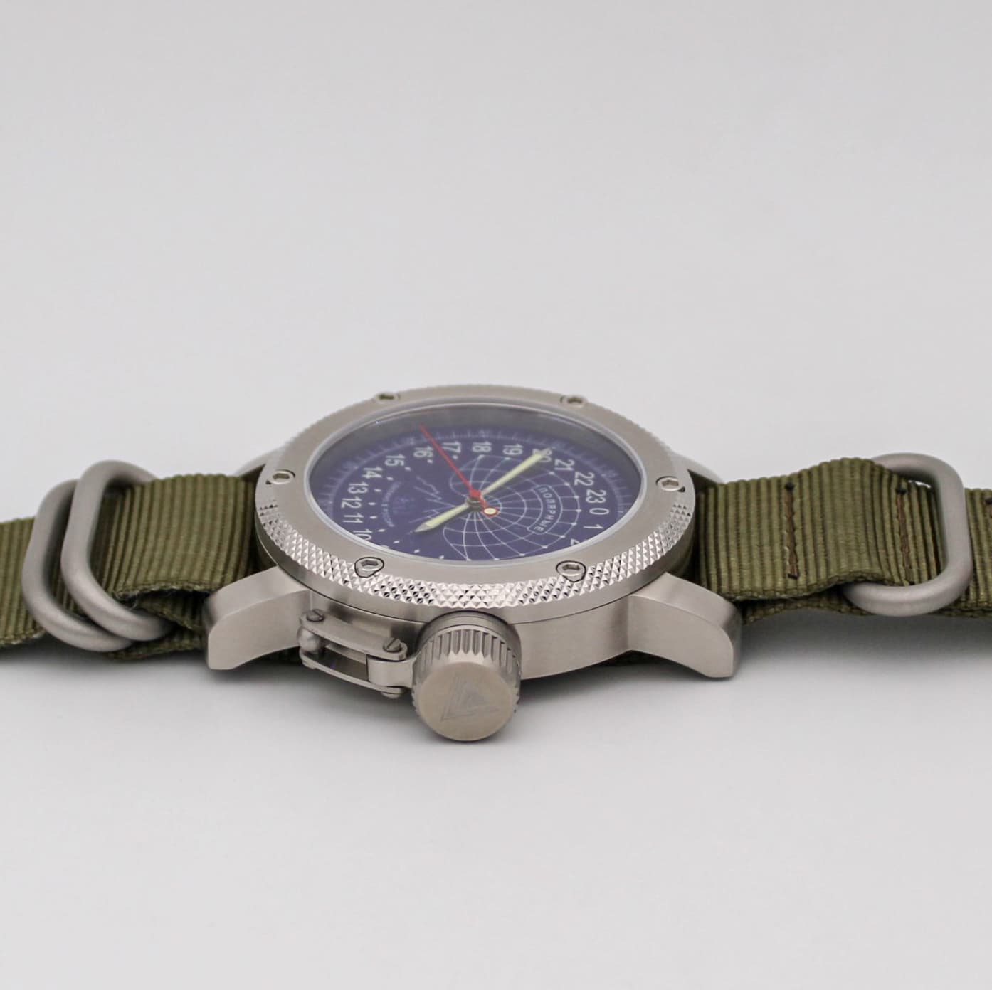 Часы Полярные (медведь) механизм Восток 2431.01