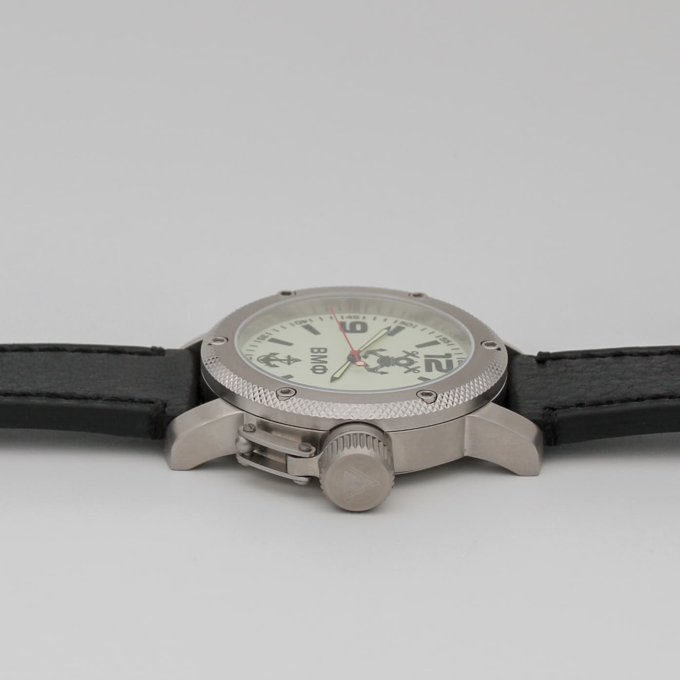 Часы ВМФ(с якорем) механизм Восток 2415.01