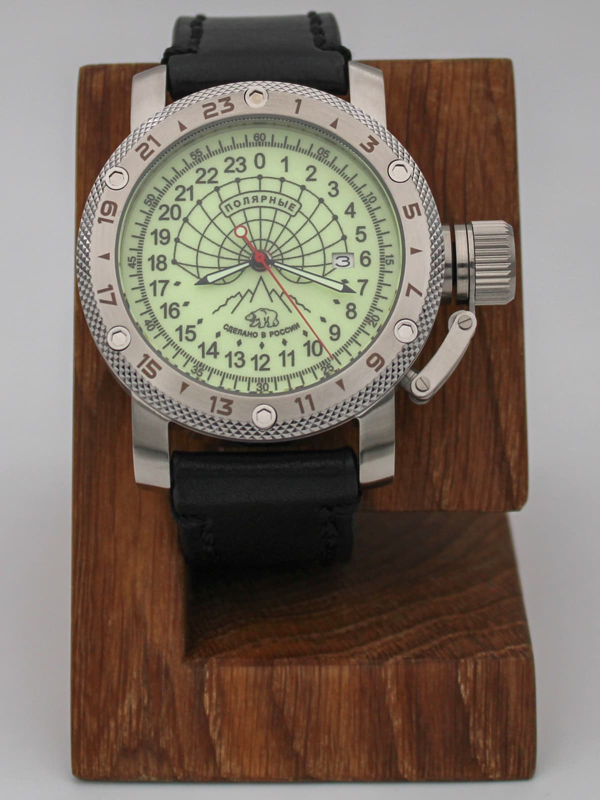 Часы Полярные кварцевые (Ronda 515.24H) Q47.131.01