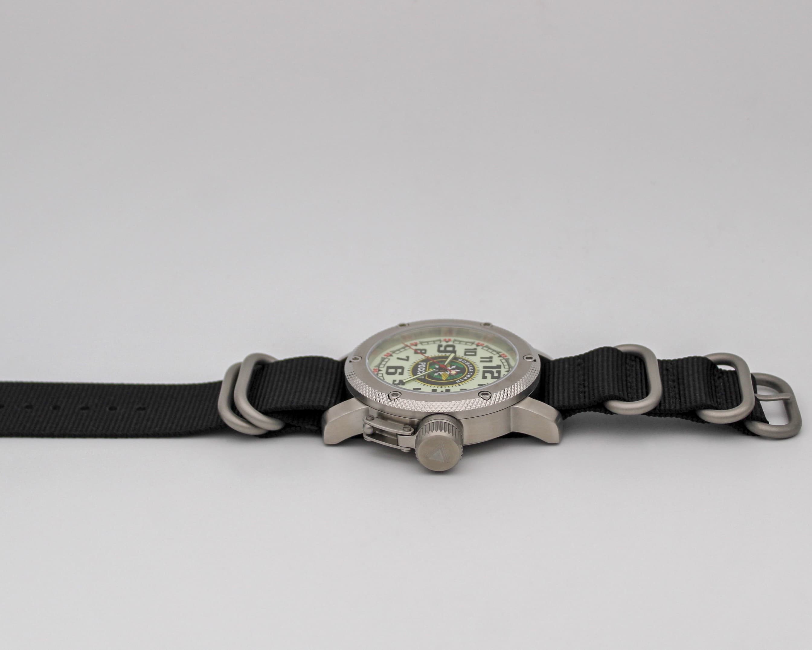 Часы ВОЙСКА СВЯЗИ РОССИИ, механизм Восток 2415.01