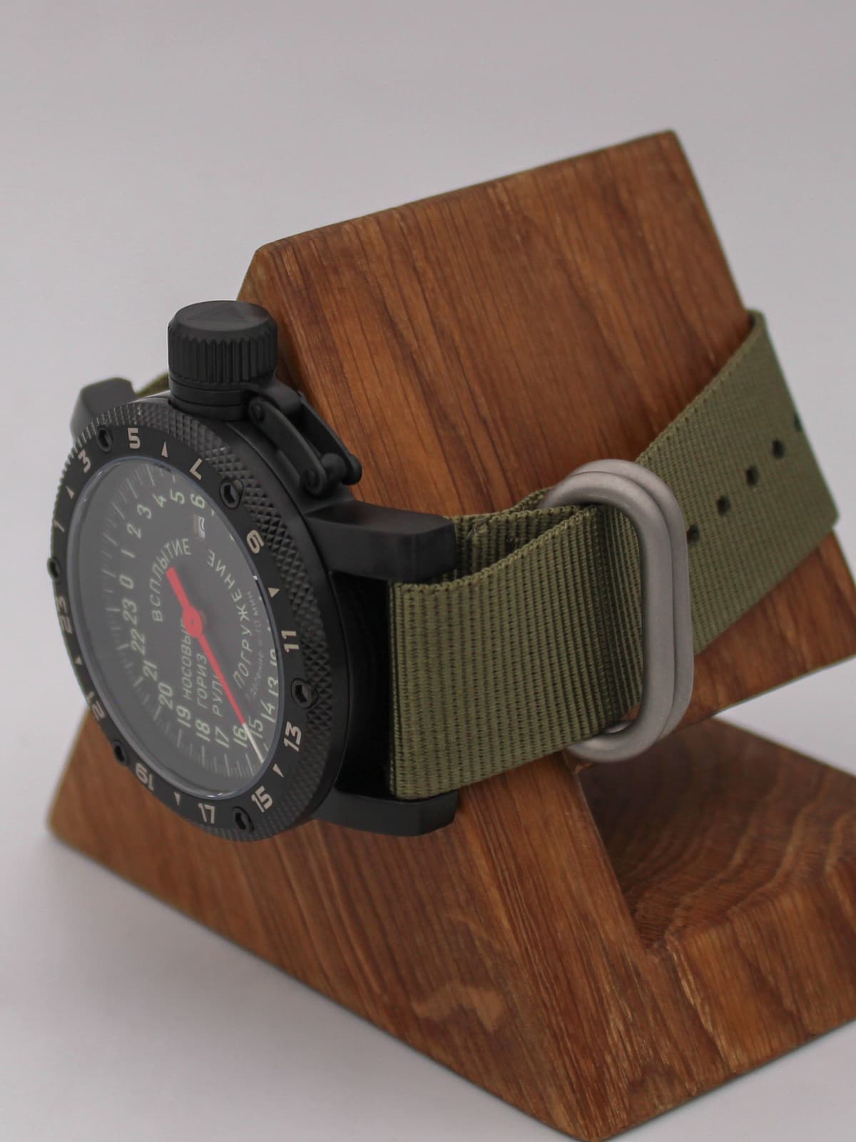 Часы Погружение / Всплытие однострелочные кварцевые (Ronda 515.24H) Q147.182.21