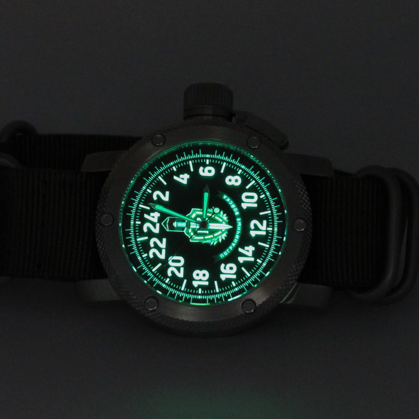 Часы Пограничные войска, механизм Восток 2431.01