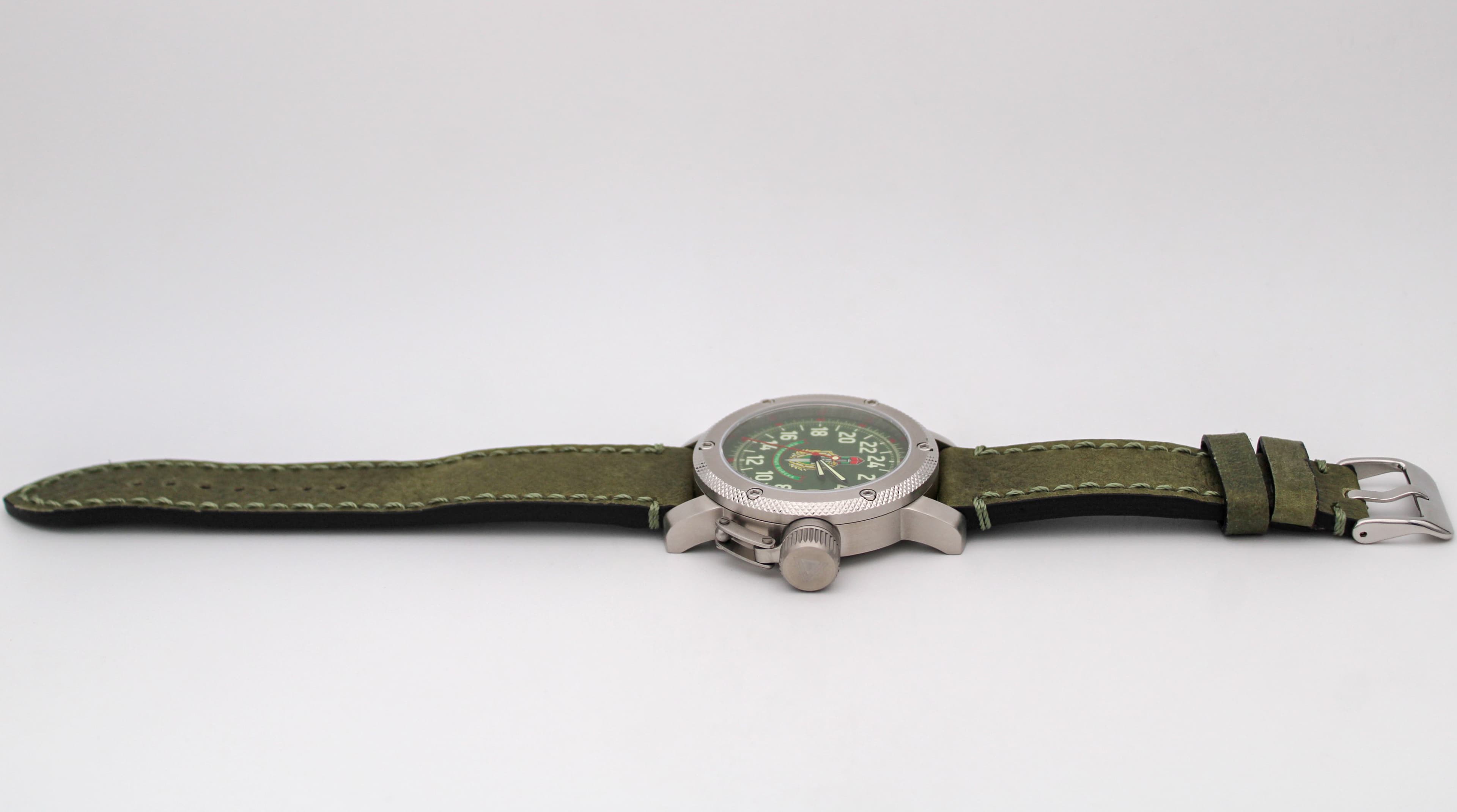 Часы Пограничные войска, механизм Восток 2431.01