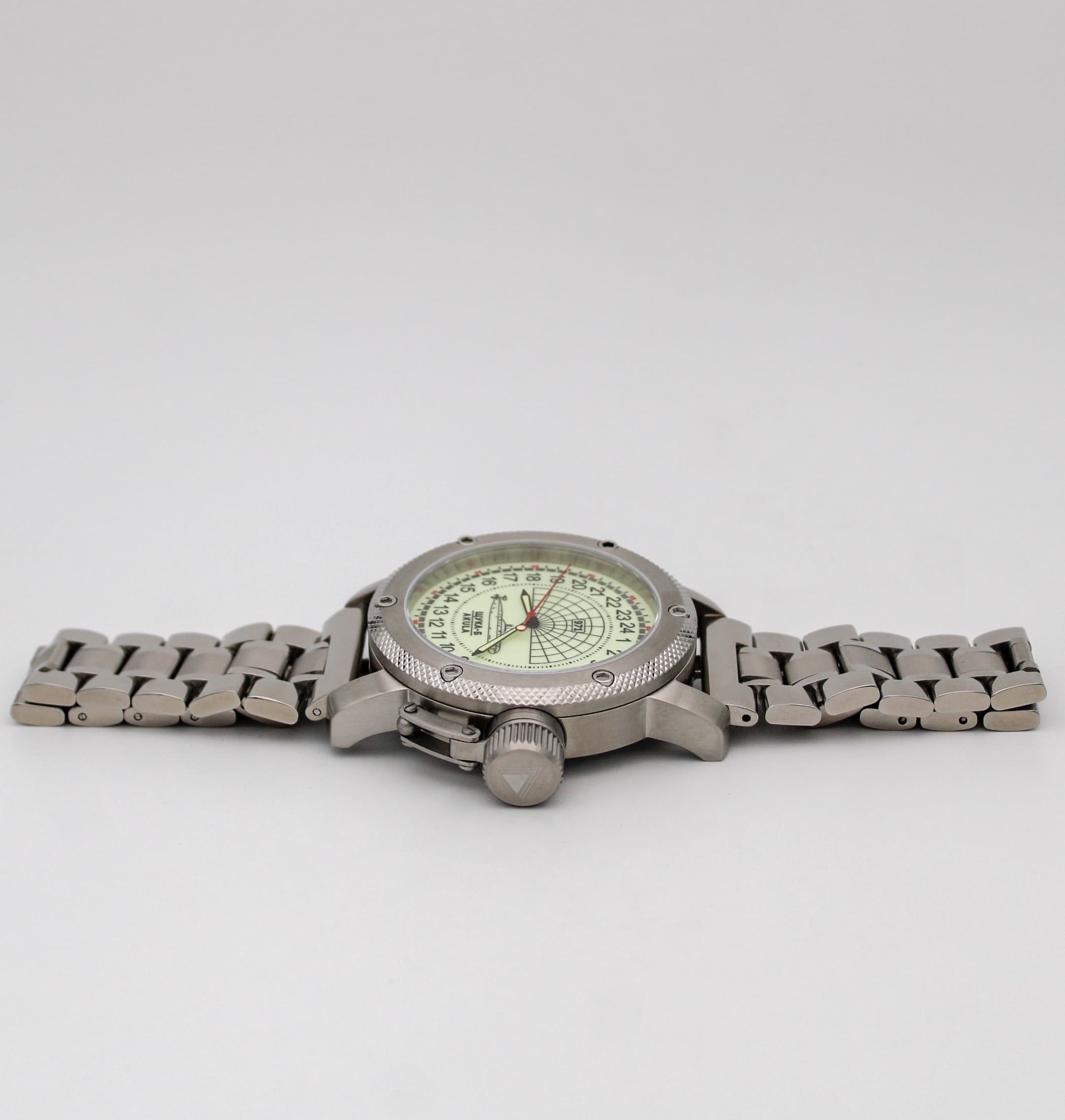 Часы  971 / Щука-Б (Akula), механические, механизм Ракета 2623 Н