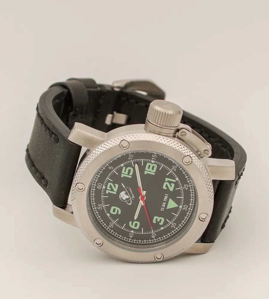 Часы "Поехали!" 114.01  механические, механизм Ракета 2623