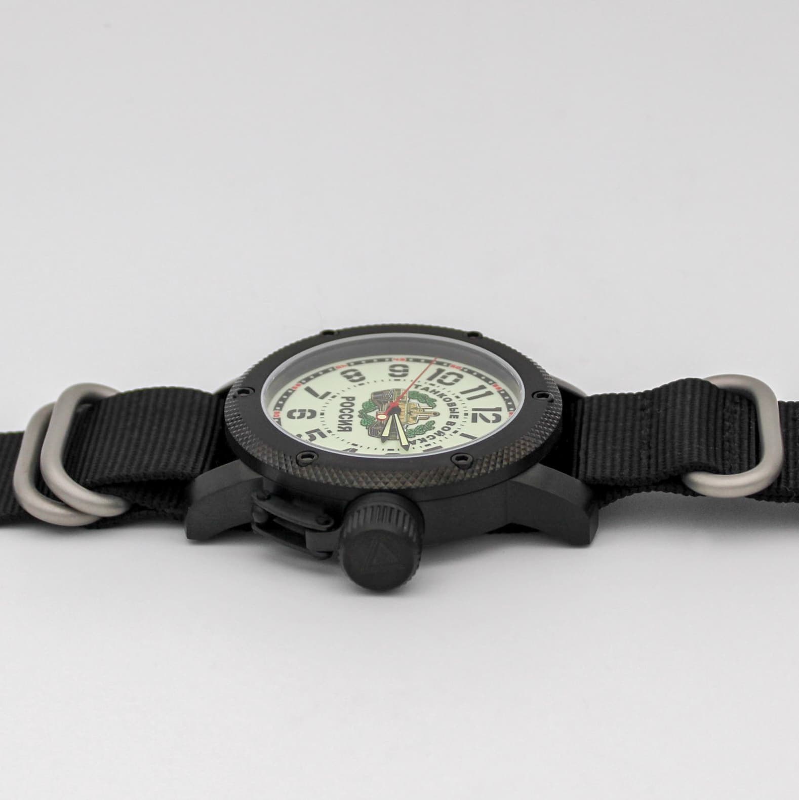 Часы Танковые войска РОССИЯ, механизм Восток 2415.01