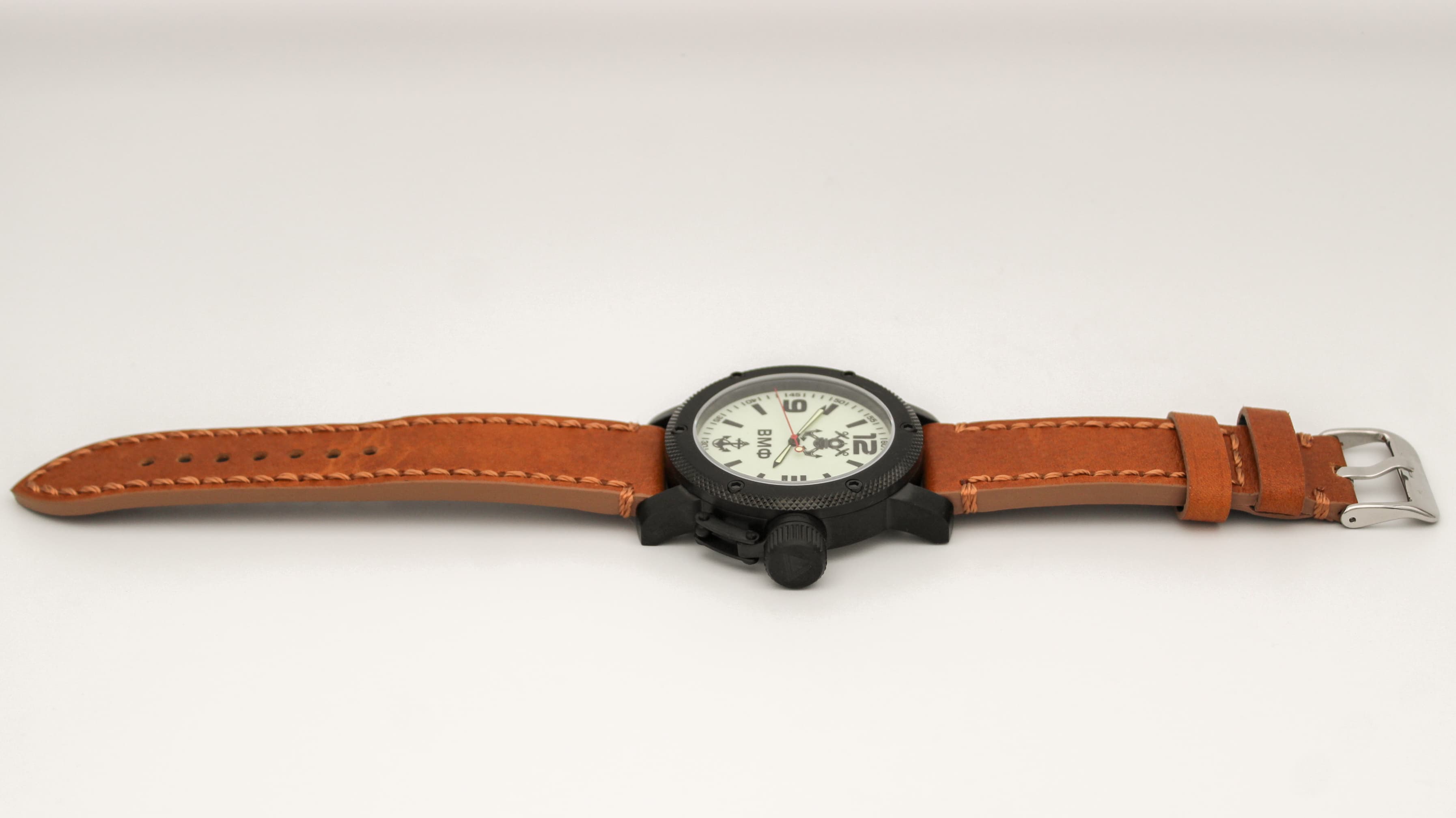 Часы ВМФ(с якорем) механизм Восток 2415.01