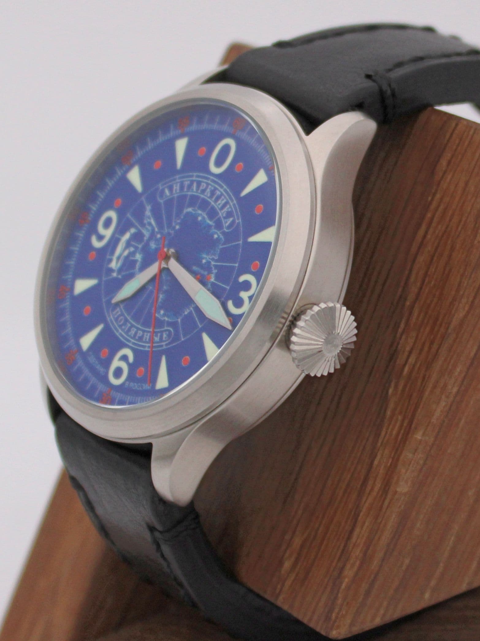 Часы Полярные "Антарктика" механические (Восток 2409) 11.532.01