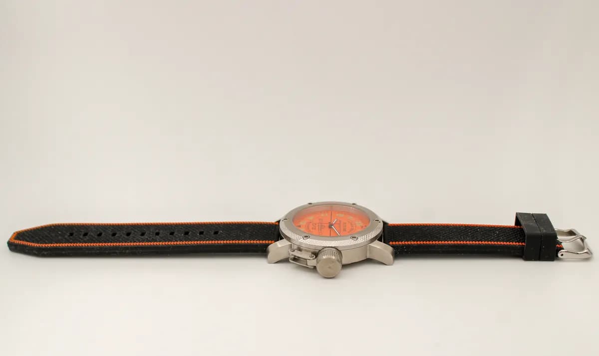 Часы наручные  С-13 "Атака века" механические 083.17, противоударные, механизм Ракета 2623Н