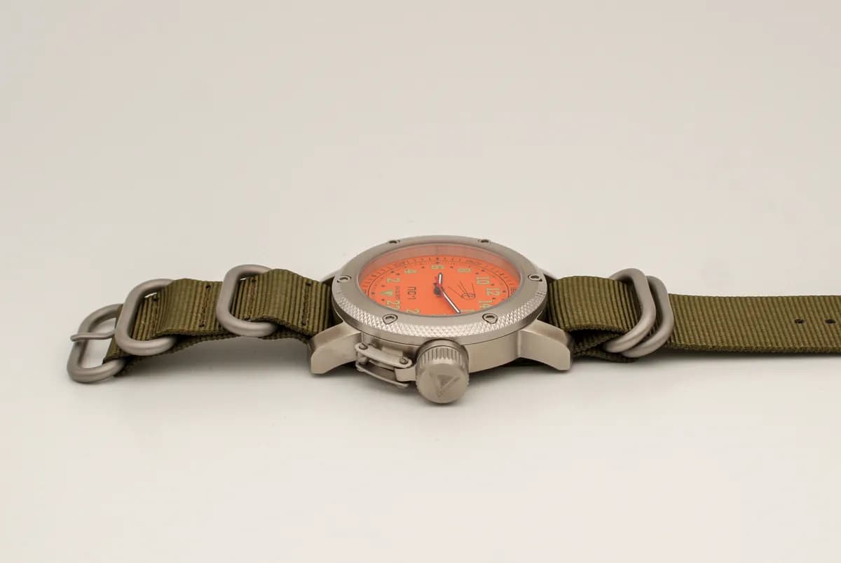 Часы наручные  "Простейший Спутник-1", механические  123.21 ,  механизм Ракета 2623 Н