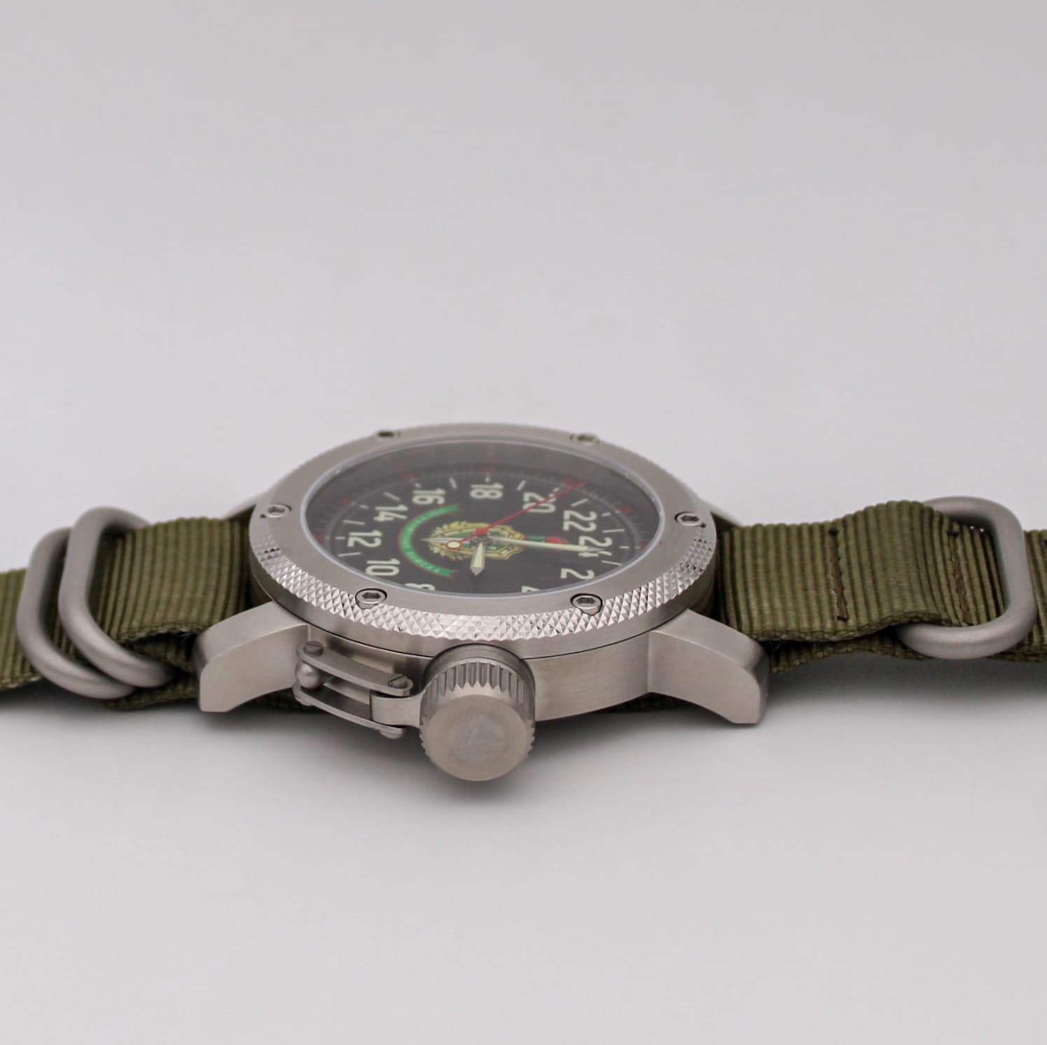 Часы Пограничные войска, механизм Восток 2431.01