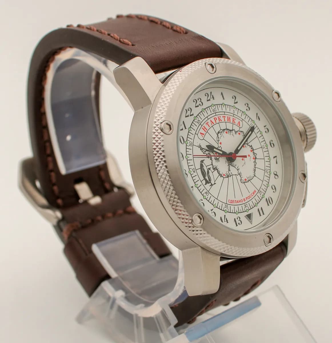 Часы наручные Полярные / Антарктика механические 136.02,  механизм Ракета 2623 НА.