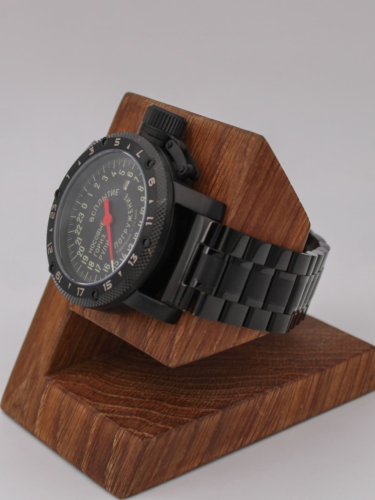 Часы Погружение / Всплытие однострелочные кварцевые (Ronda 515.24H) Q147.182.1