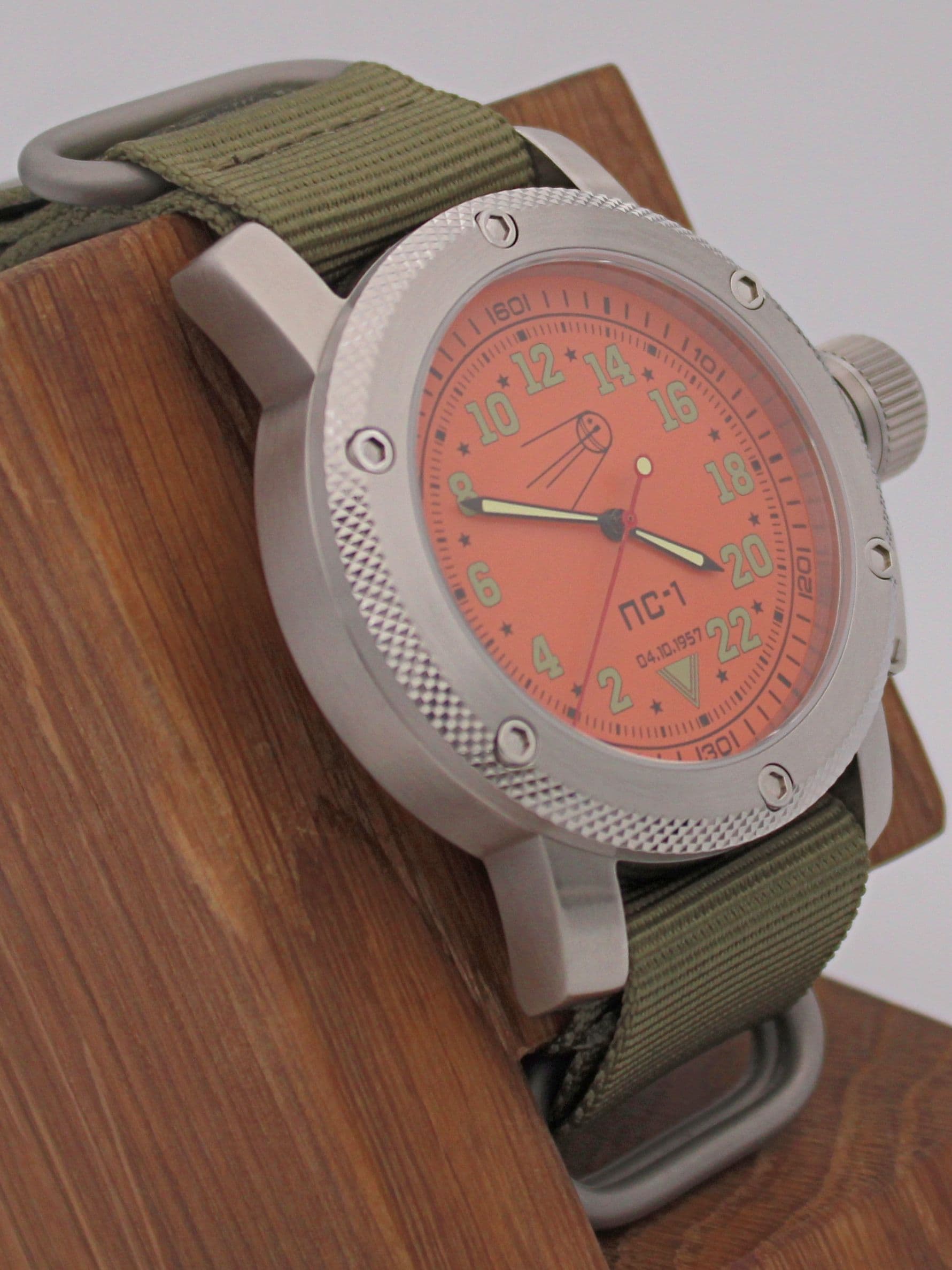 Часы "Простейший Спутник-1" механические с автоподзаводом (Восток 2431) 01.123.21