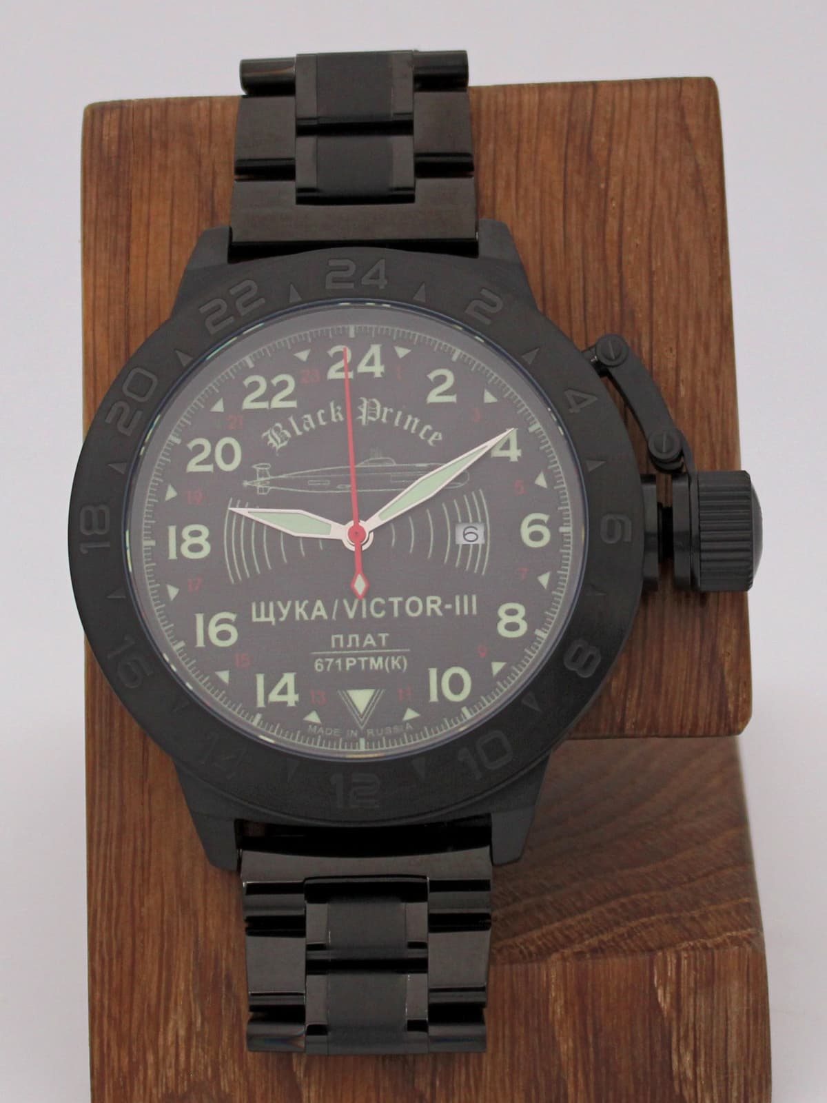 Часы 671 / Щука (Black Prince) кварцевые (Ronda 515.24H) Q152.068.1