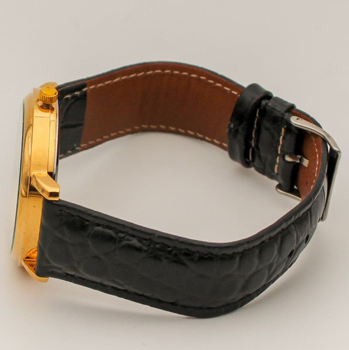 Часы Triumph кварцевые 501.52