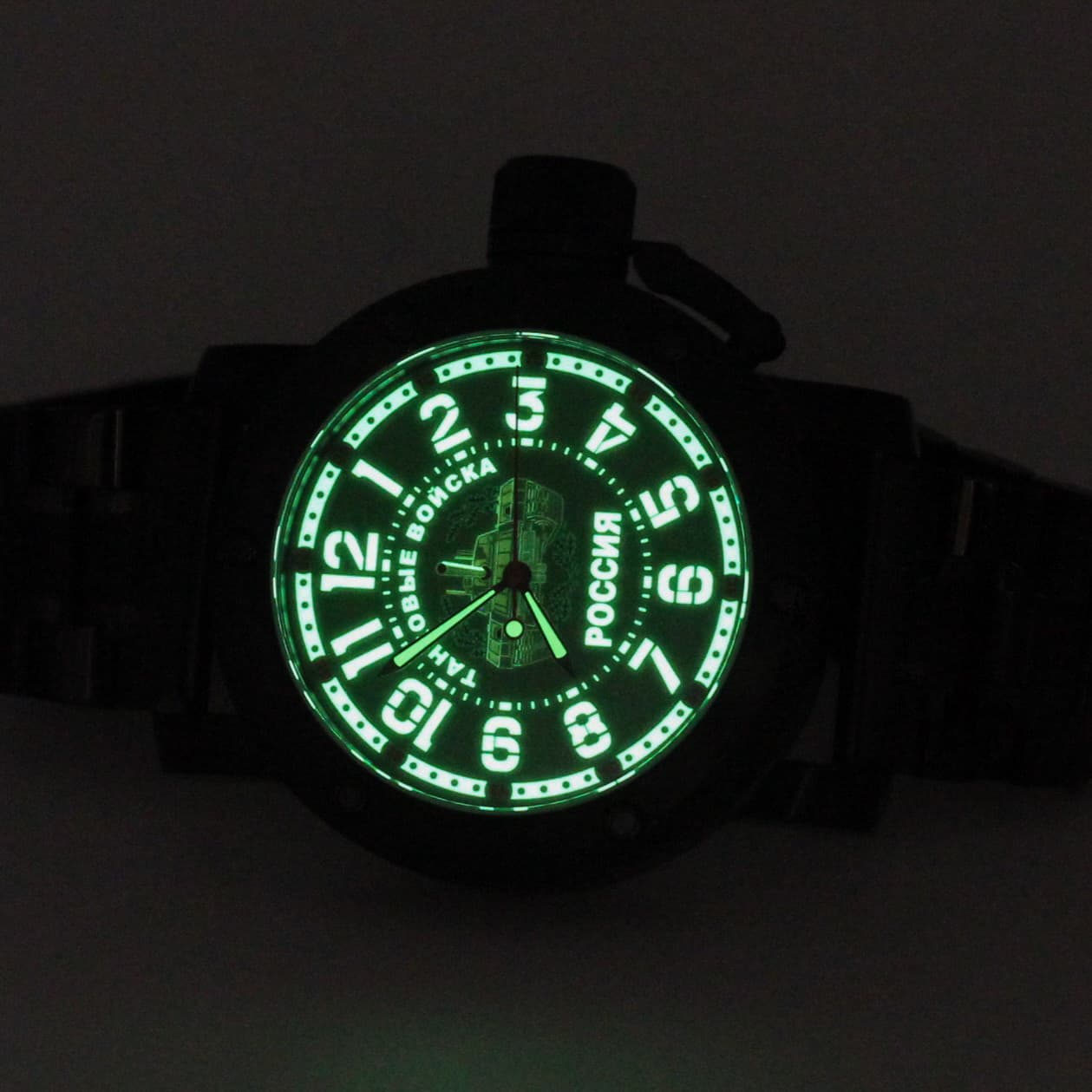 Часы Танковые войска РОССИЯ, механизм Восток 2415.01
