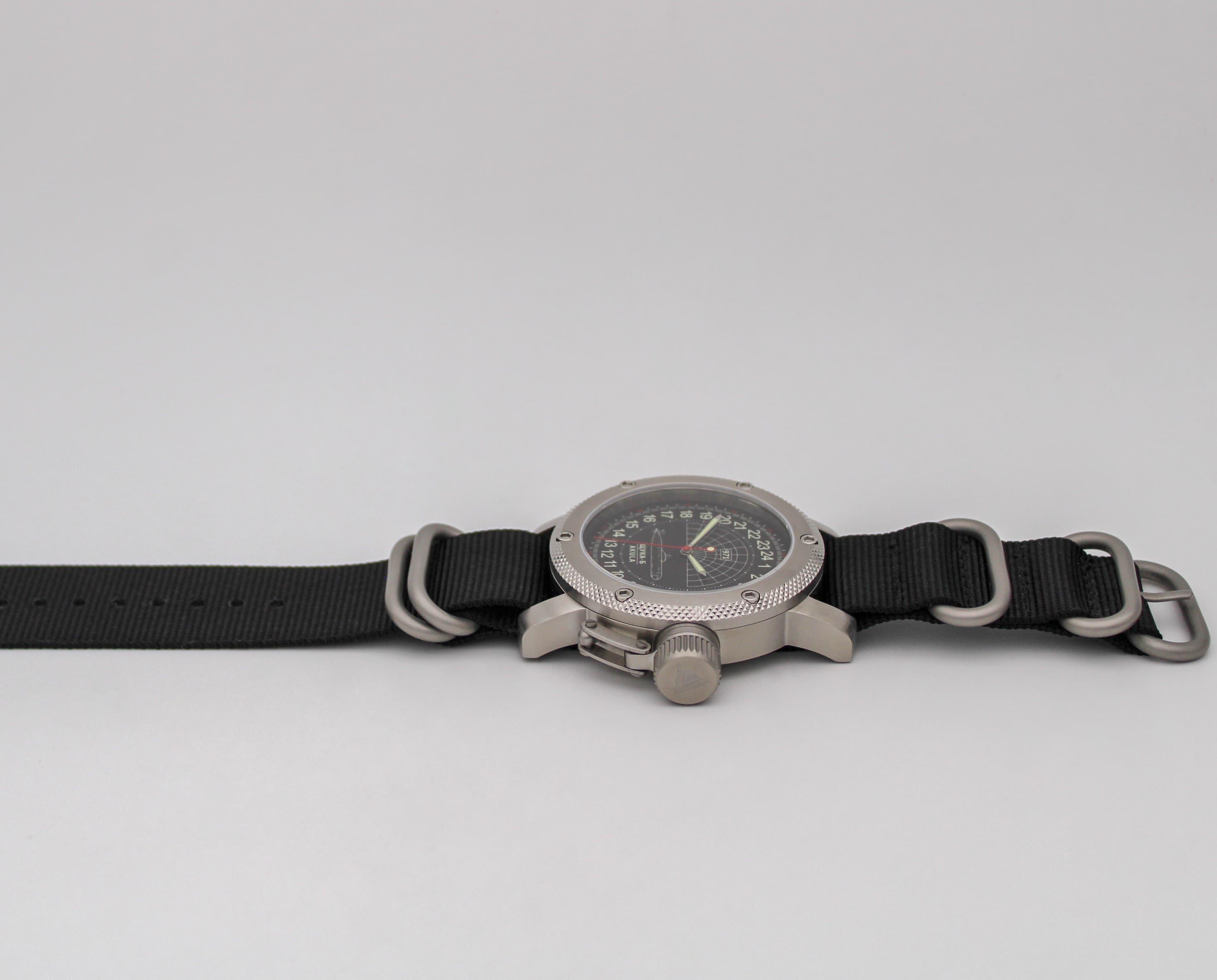 Часы 971 Щука-Б (Акула), механизм Восток 2415.01