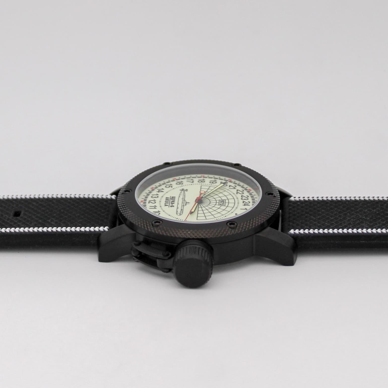 Часы 971 Щука-Б (Акула), механизм Восток 2415.01