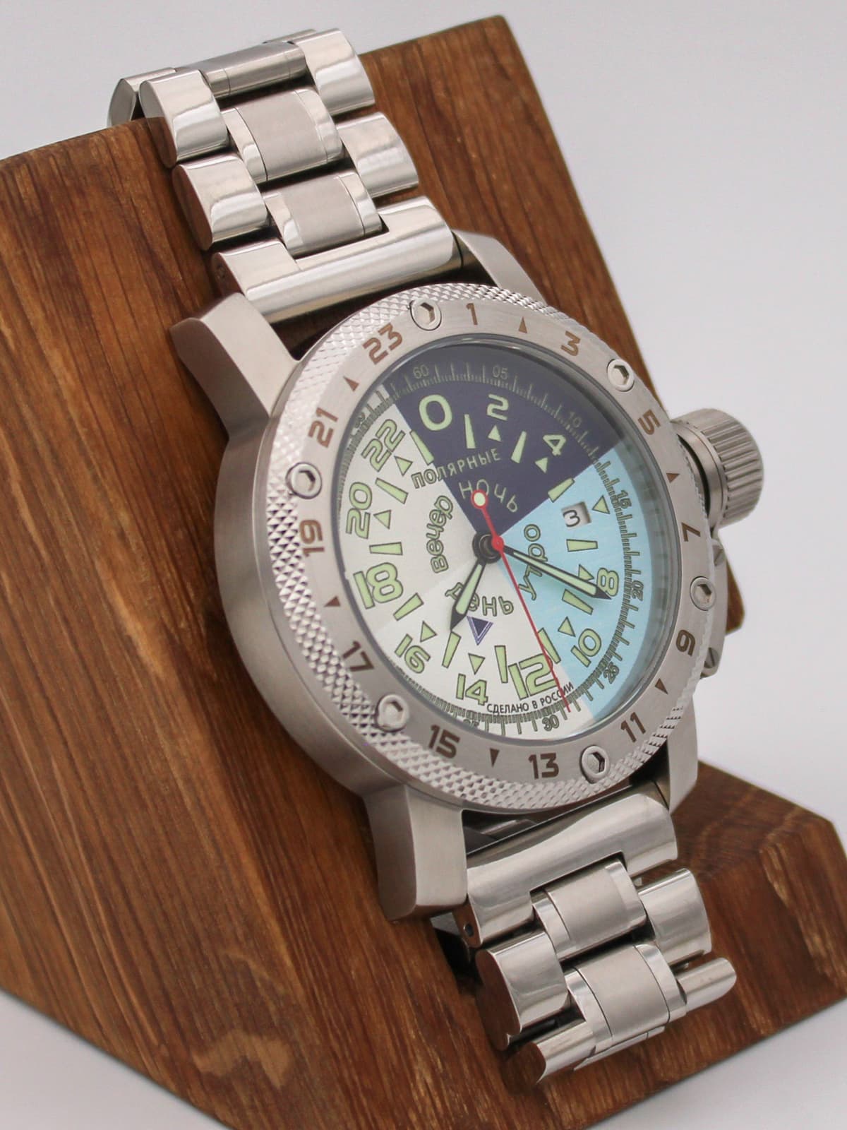 Часы Полярные кварцевые (Ronda 515.24H) Q47.204.2