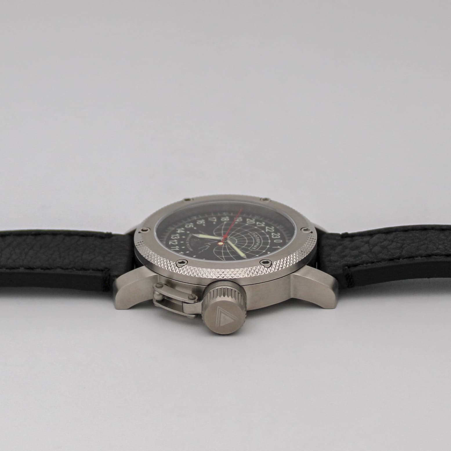 Часы Полярные (медведь) механизм Восток 2431.01