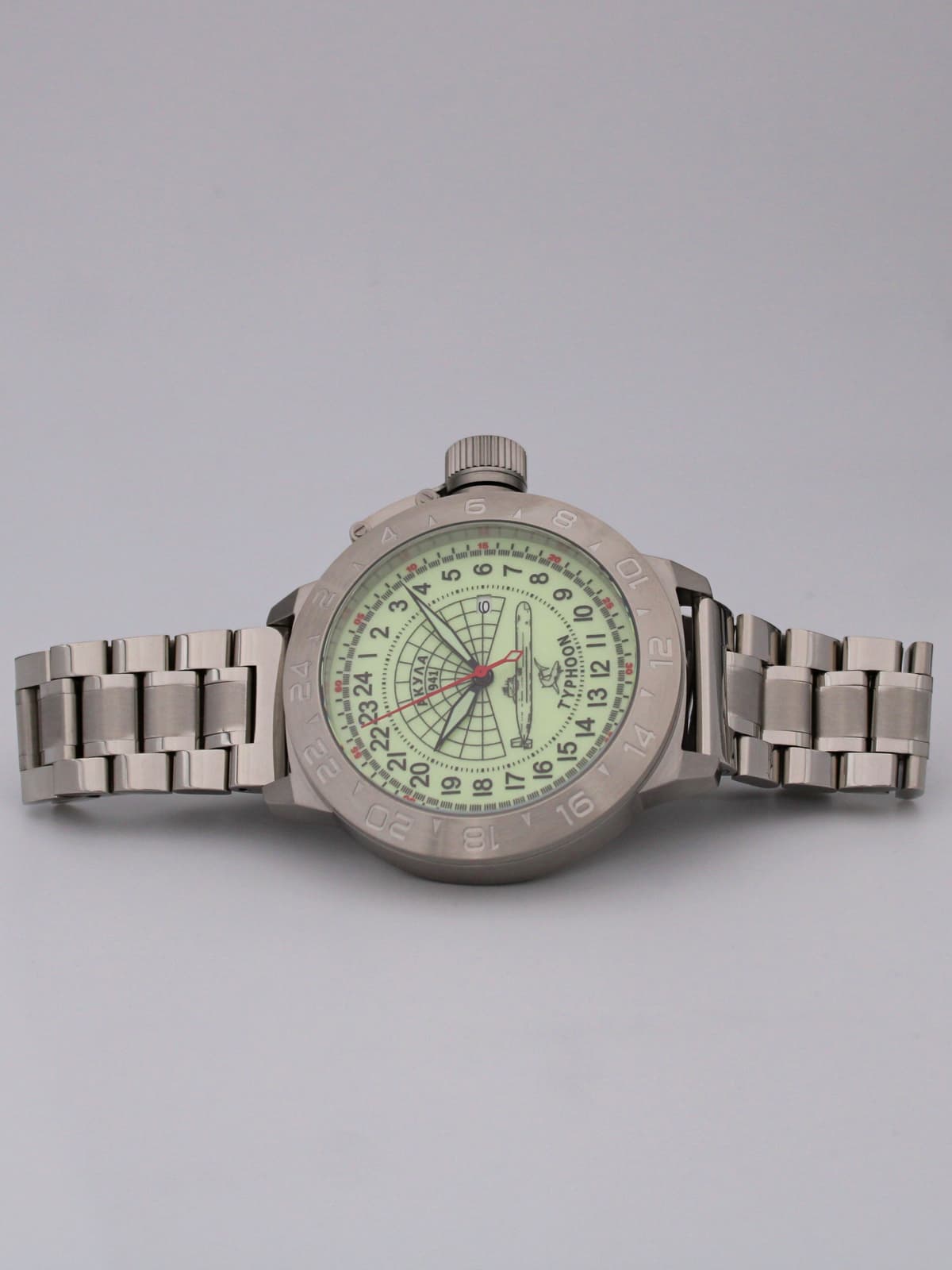 Часы 941 / Акула (Typhoon) кварцевые (Ronda 515.24H) Q52.147.2