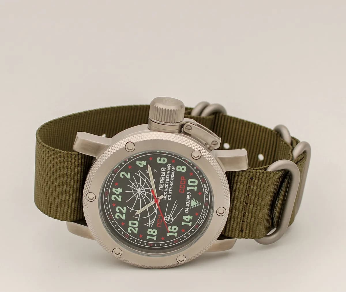 Часы "Простейший Спутник-1" механические 125.21