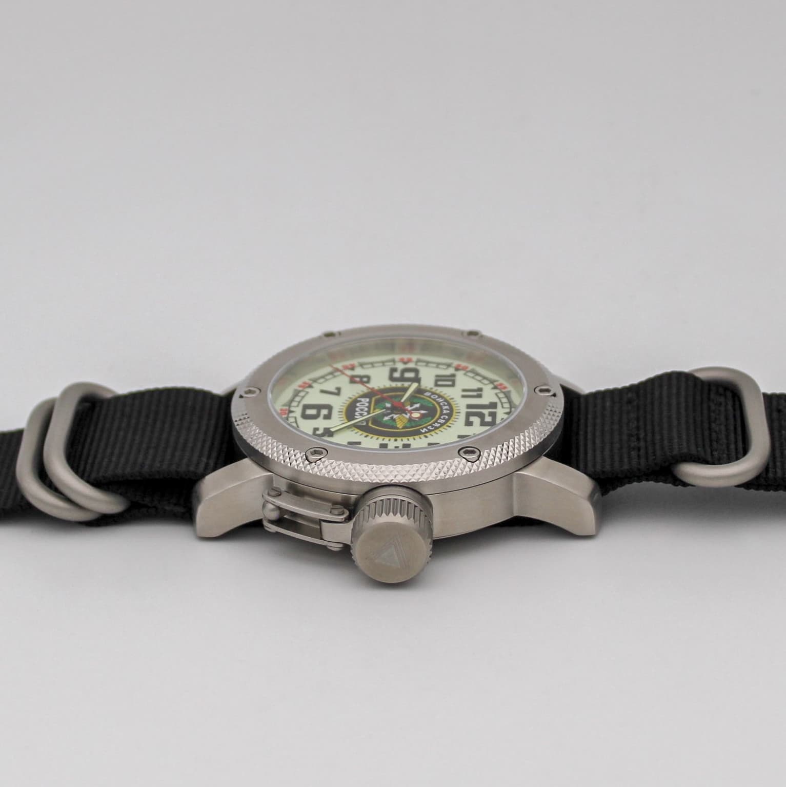 Часы ВОЙСКА СВЯЗИ РОССИИ, механизм Восток 2415.01