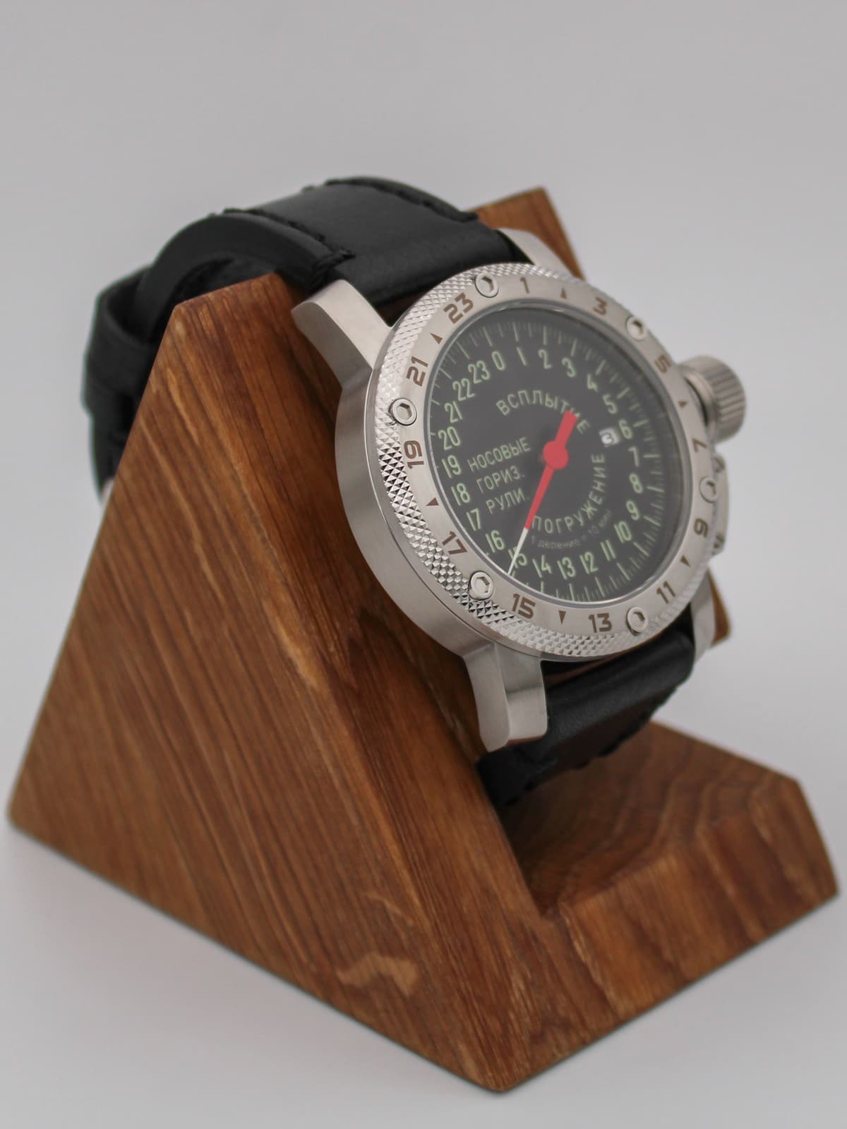 Часы Погружение / Всплытие однострелочные кварцевые (Ronda 515.24H) Q47.182.01