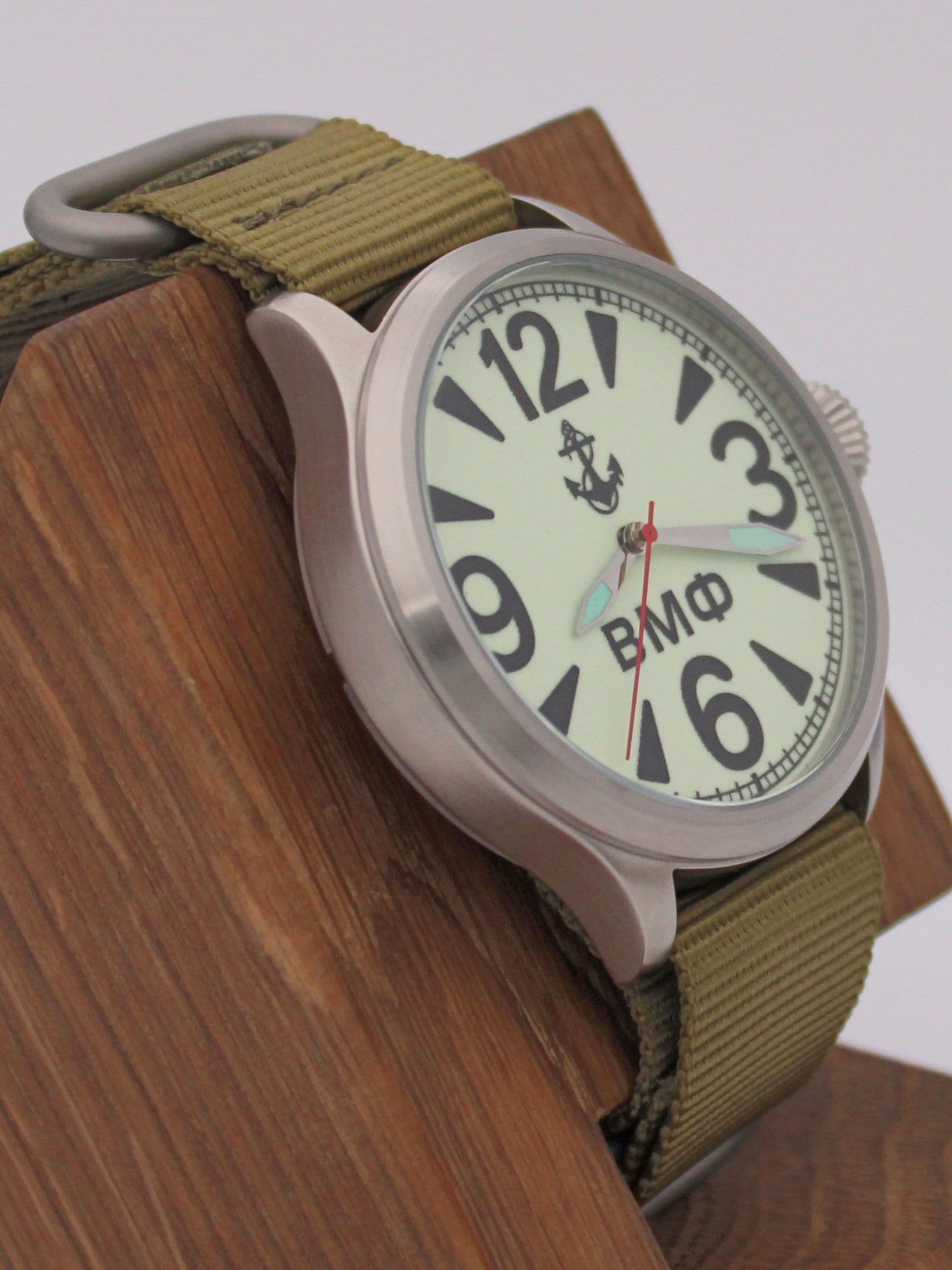 Часы ВМФ механические (Восток 2409) 11.076.21