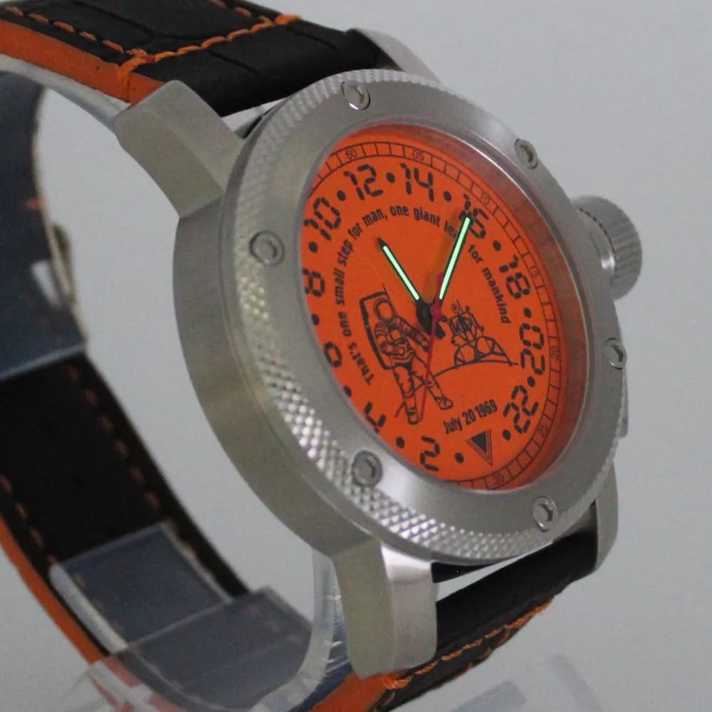 Часы Высадка на Луне механические 127.015 механизм Ракета 2623