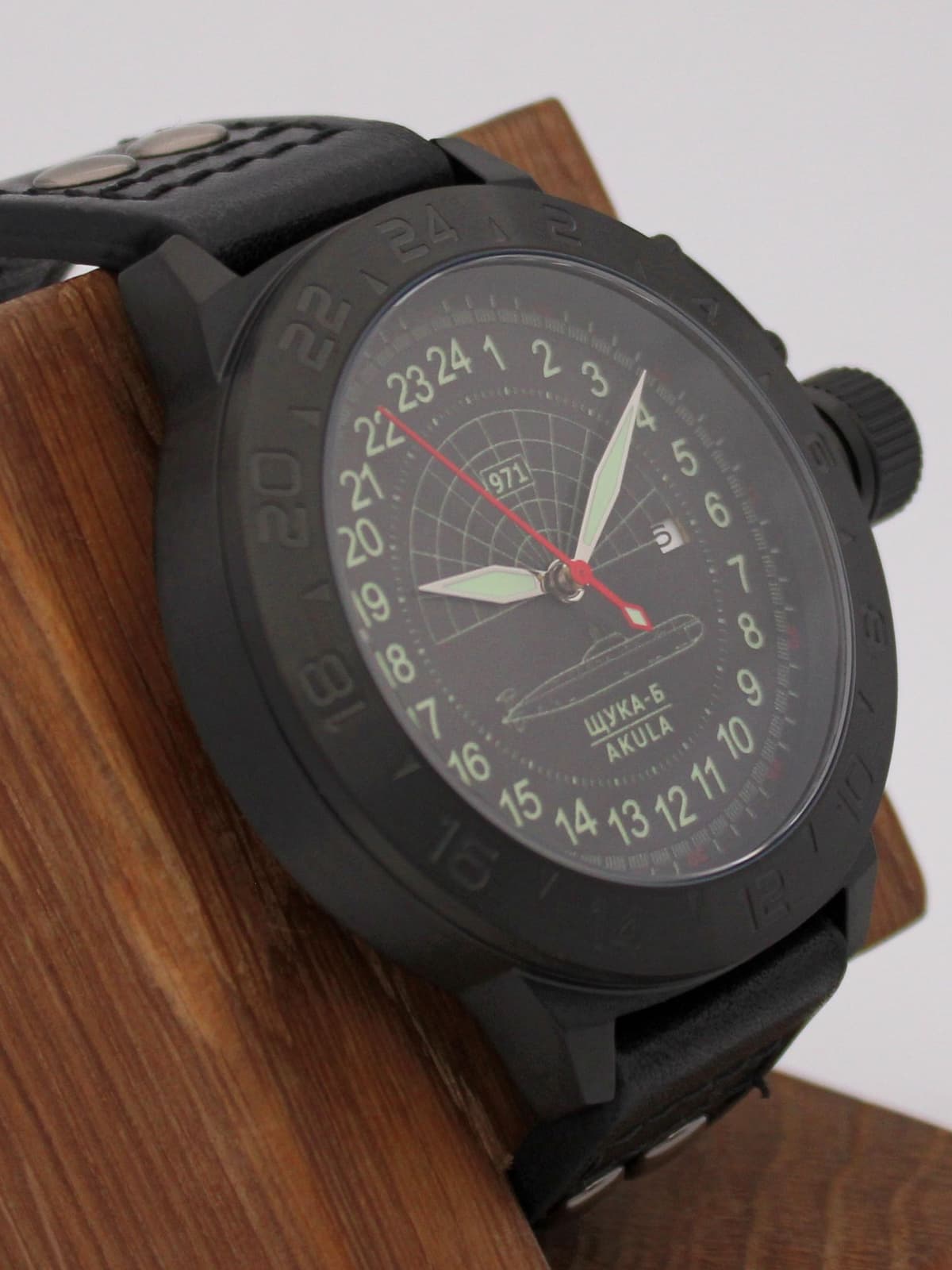 Часы 971 / Щука-Б (Akula) кварцевые (Ronda 515.24H) Q152.063.01