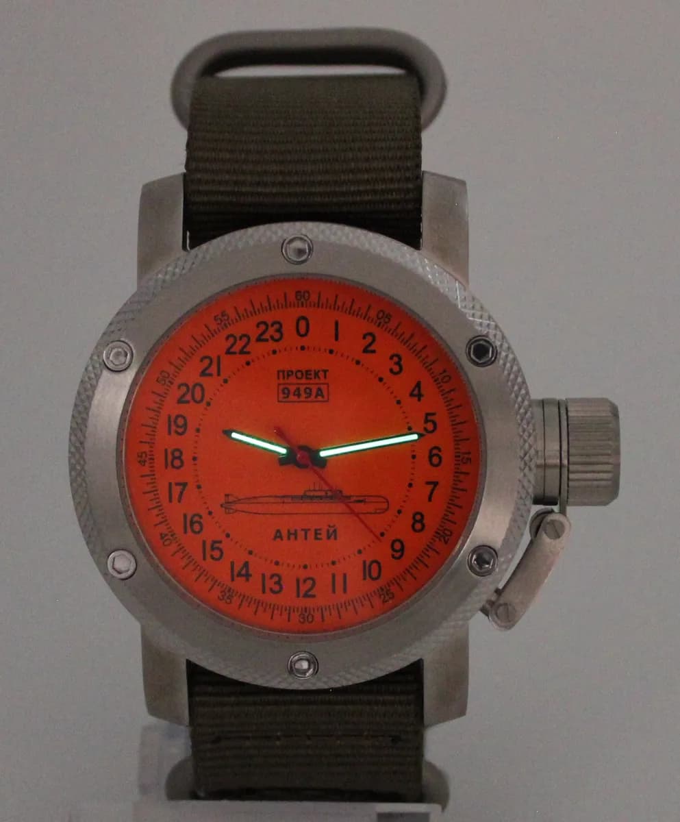 Часы 949А / Антей (Oscar-II) механические 048.21,  механизм Ракета 2623 Н