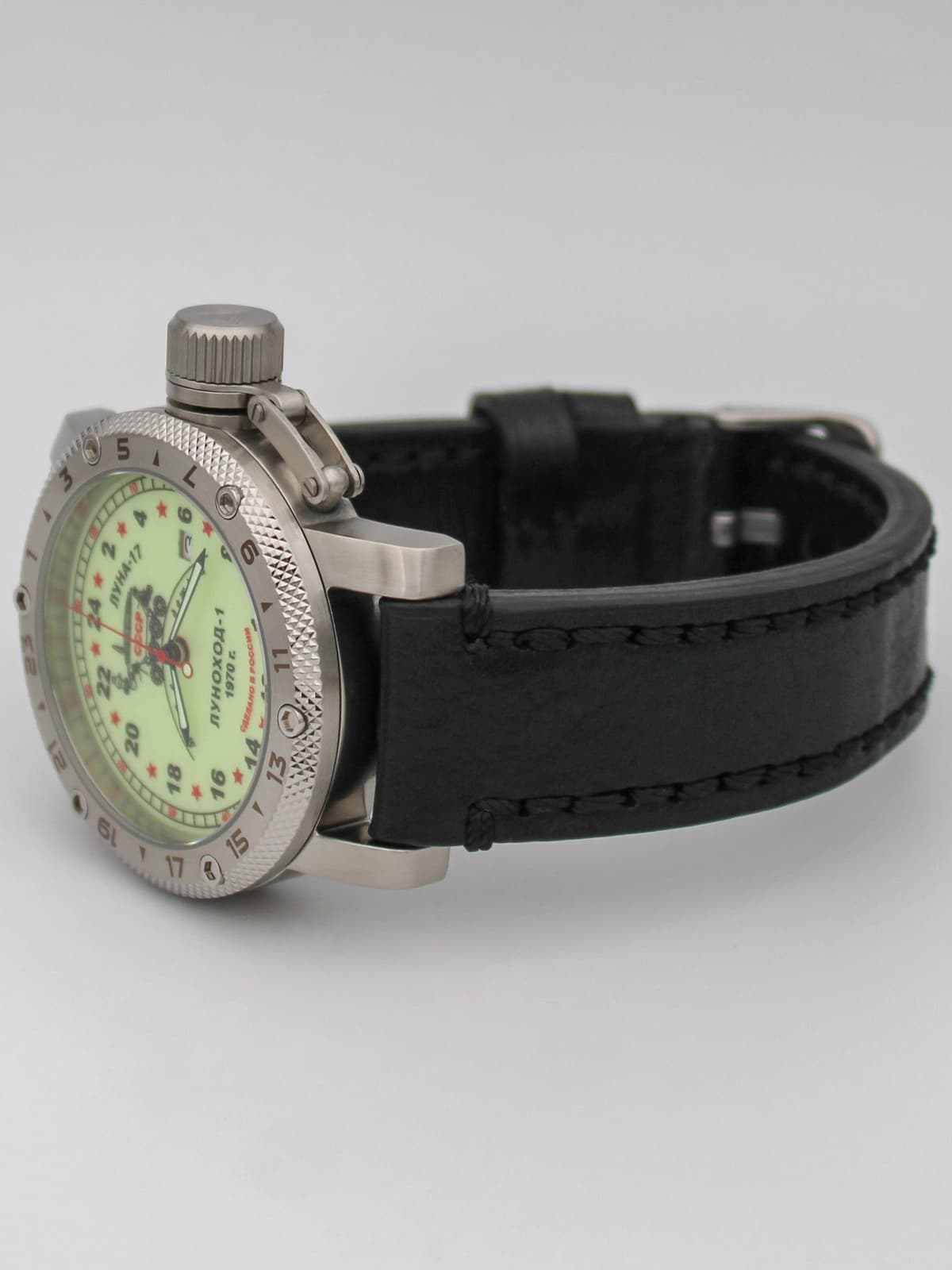 Часы "Луноход-1" кварцевые (Ronda 515.24H) Q47.401.01