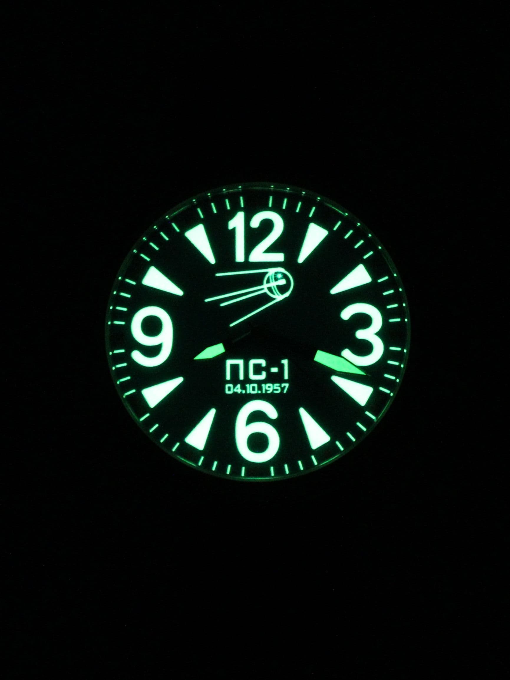 Часы "Простейший Спутник-1" механические (Восток 2409) 11.125.2