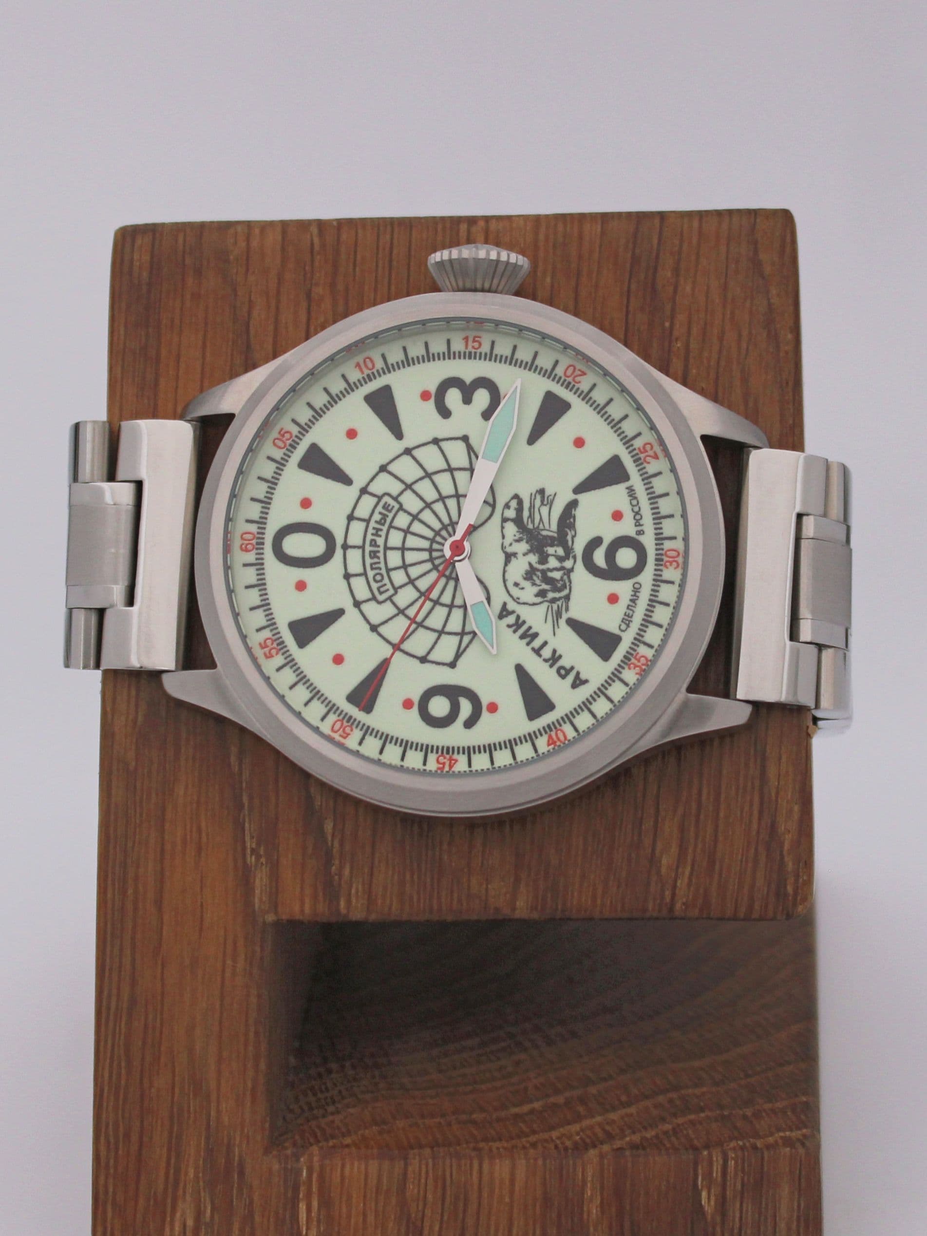 Часы Полярные "Арктика" механические (Восток 2409) 11.520.2