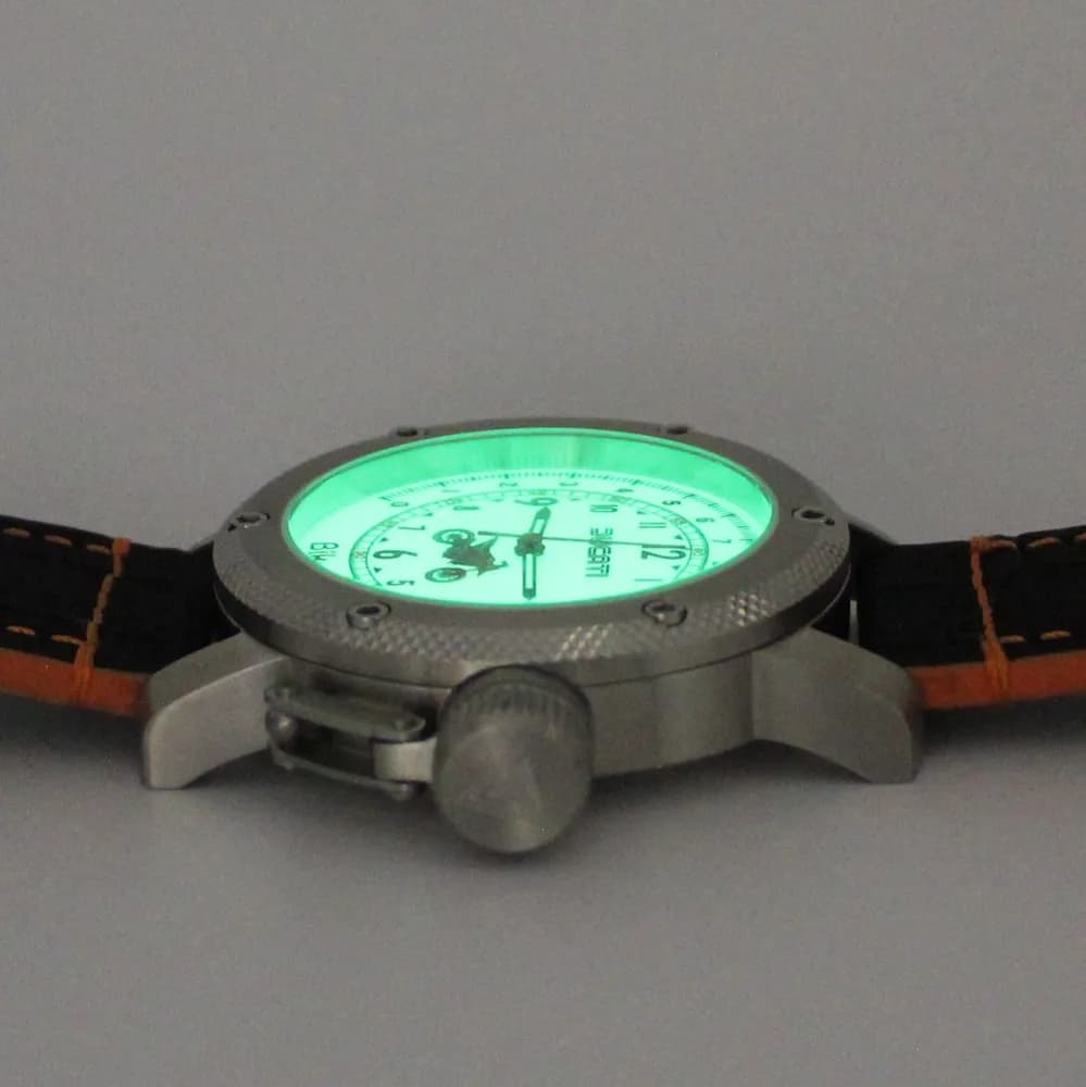 Часы Ducati  237.015 механические, механизм Ракета 2609