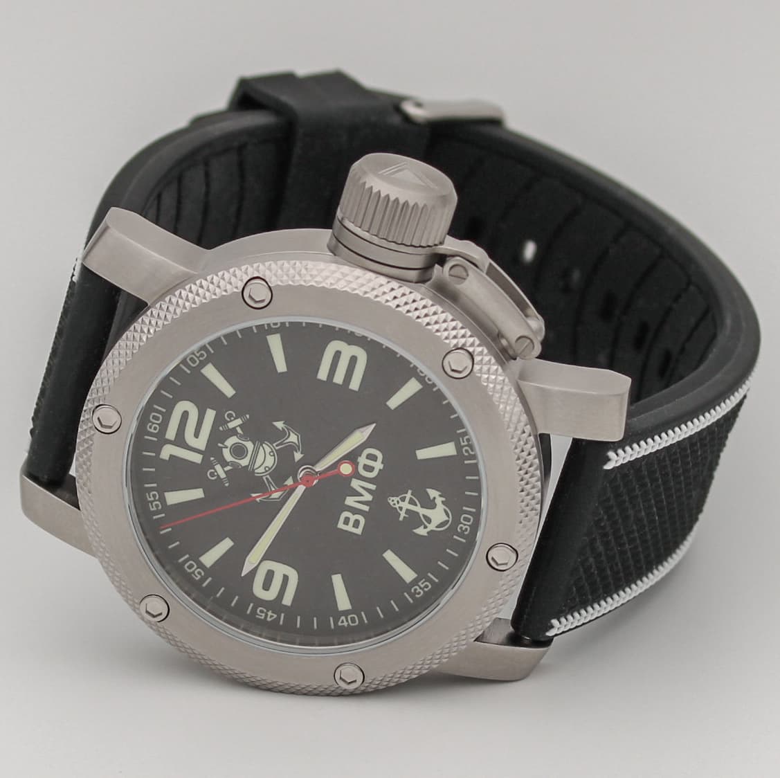 Часы ВМФ(с якорем) механизм Восток 2415.01