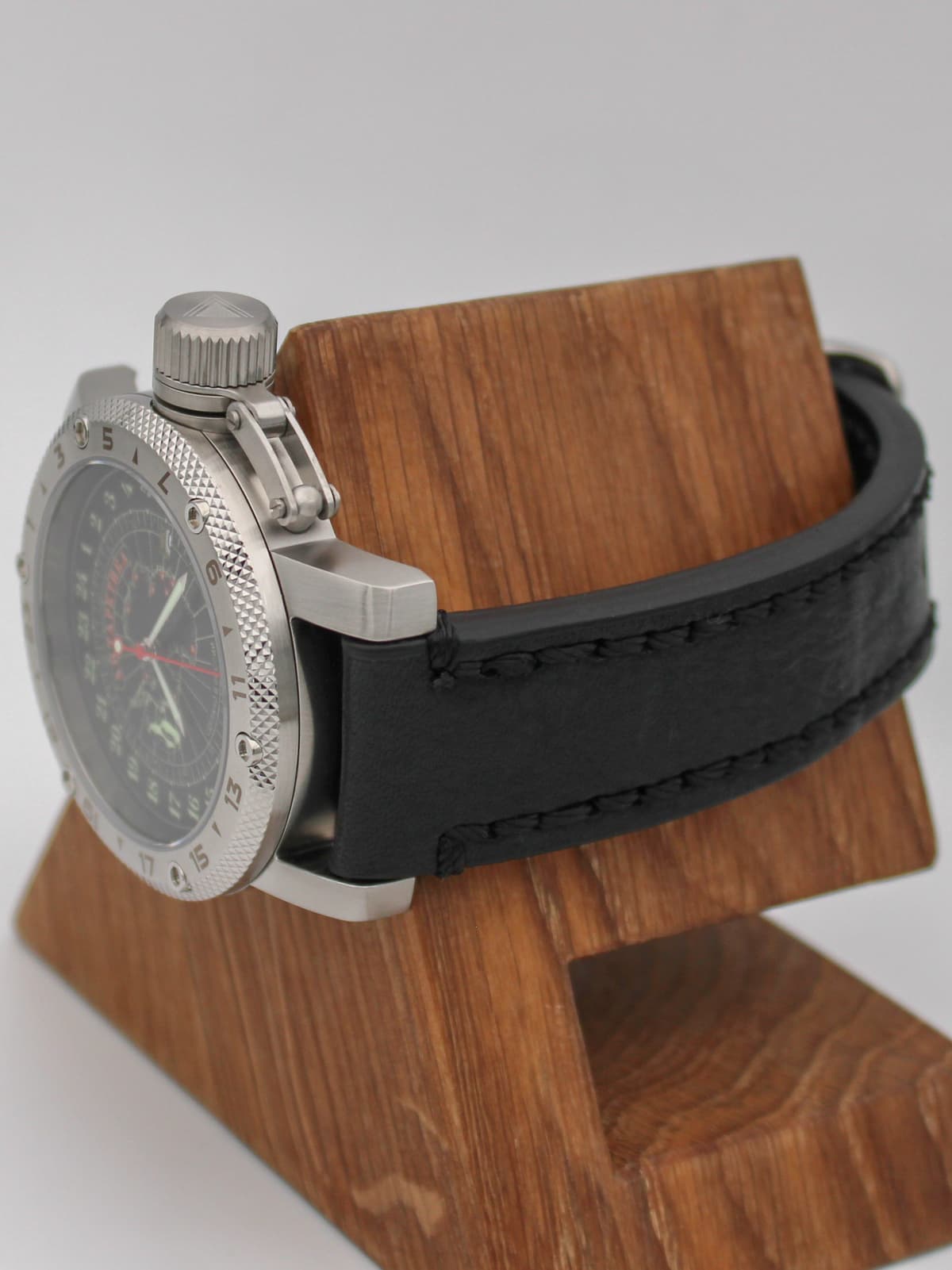 Часы Полярные / Антарктика кварцевые (Ronda 515.24H) Q47.141.01