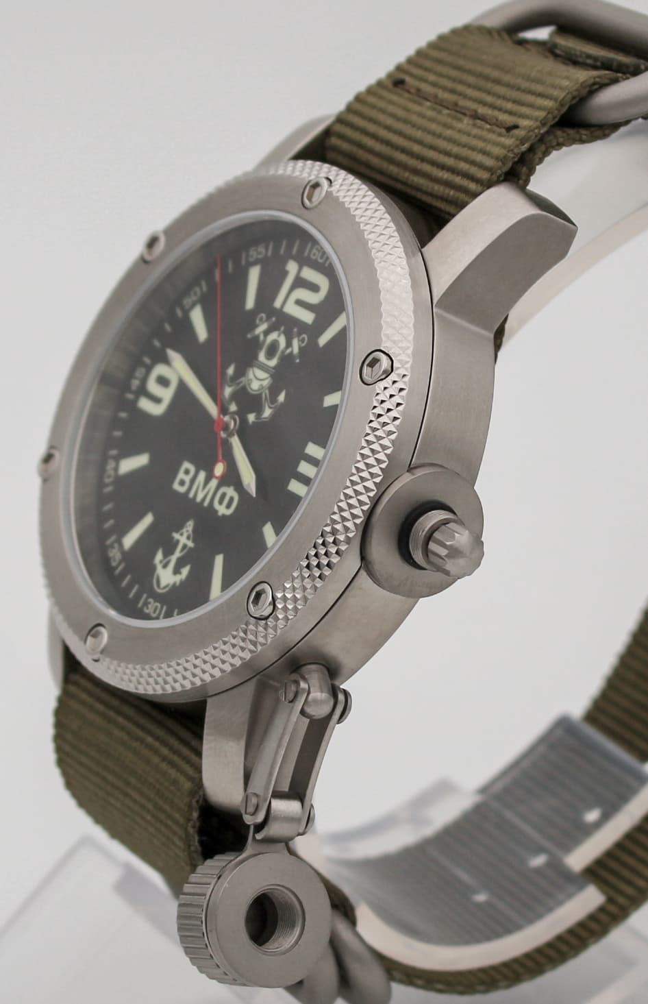 Часы ВМФ(с якорем) механизм Восток 2415.01