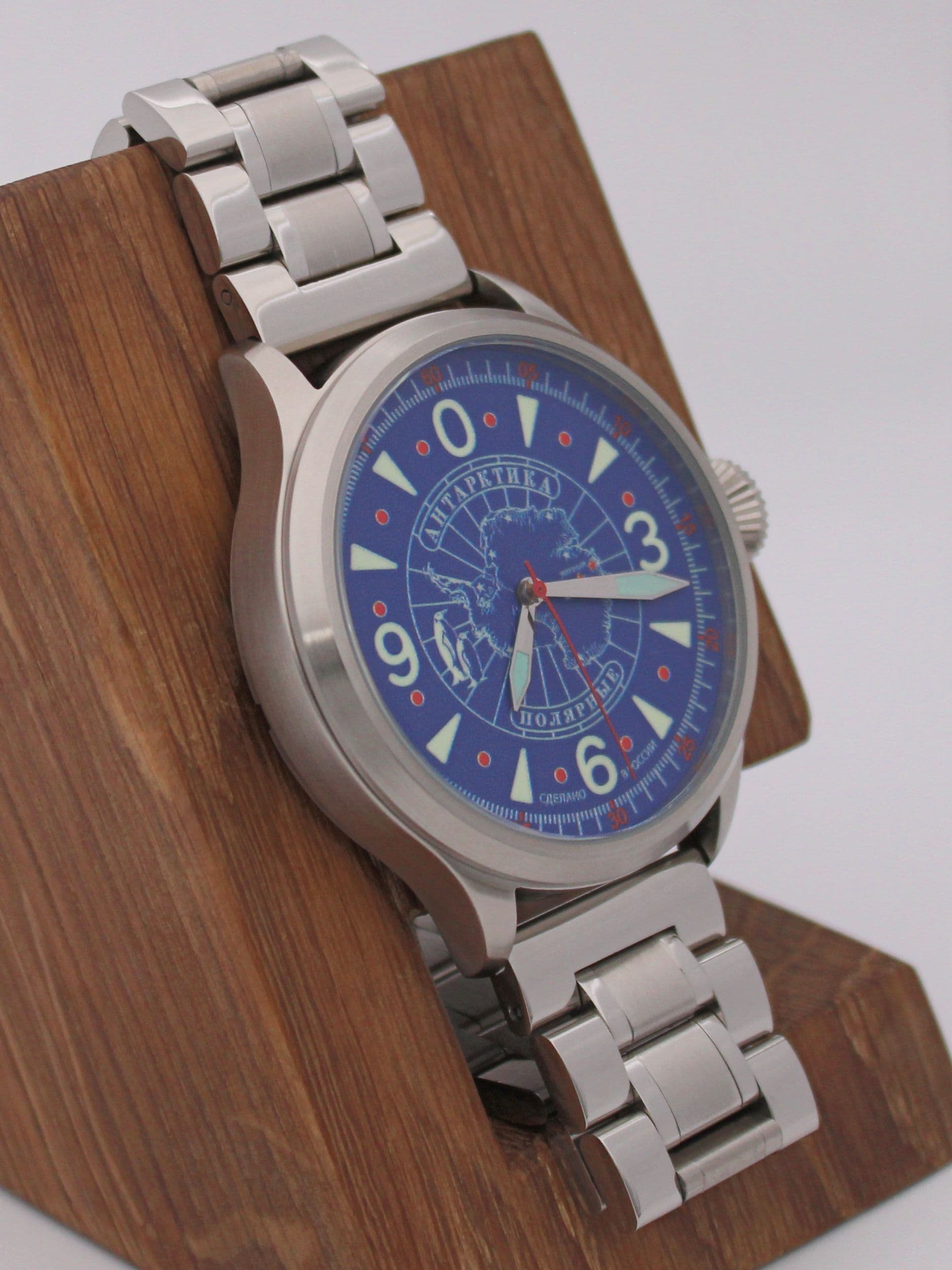 Часы Полярные "Антарктика" механические (Восток 2409) 11.532.2