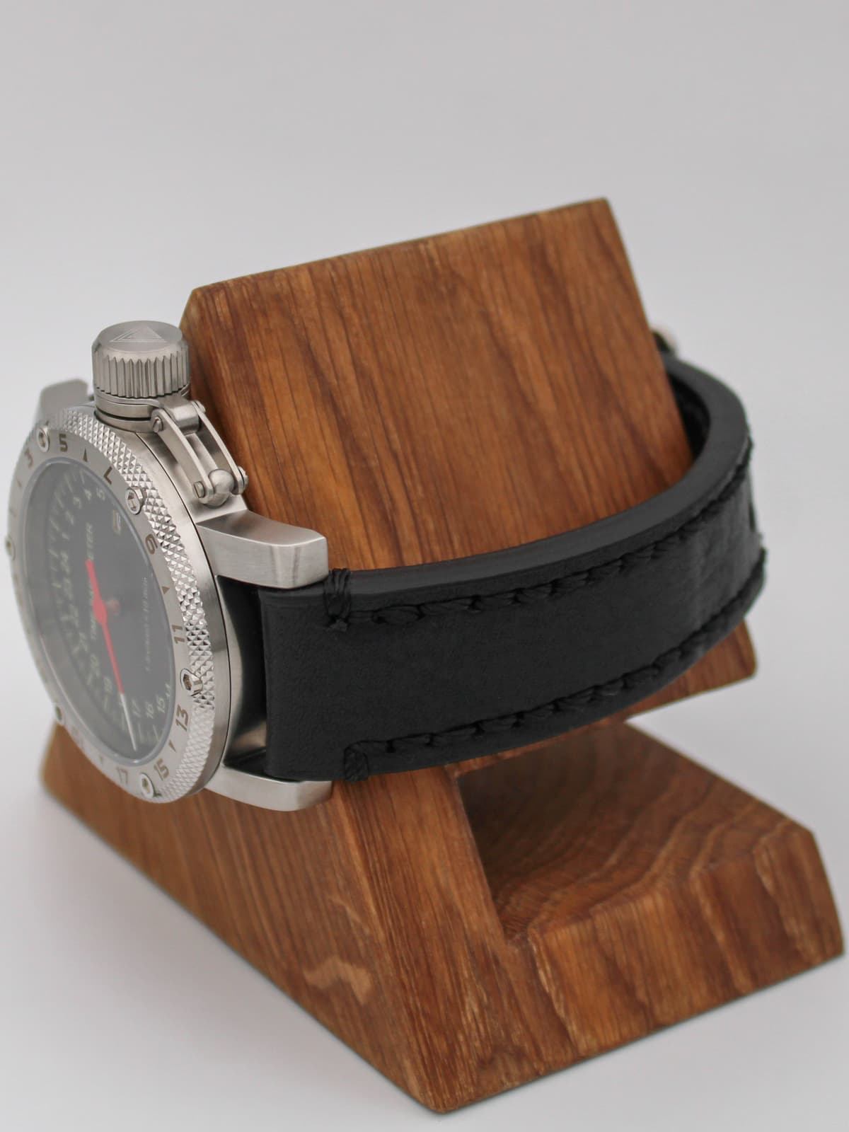 Часы Time Barometer однострелочные кварцевые (Ronda 515.24H) 47.601.01